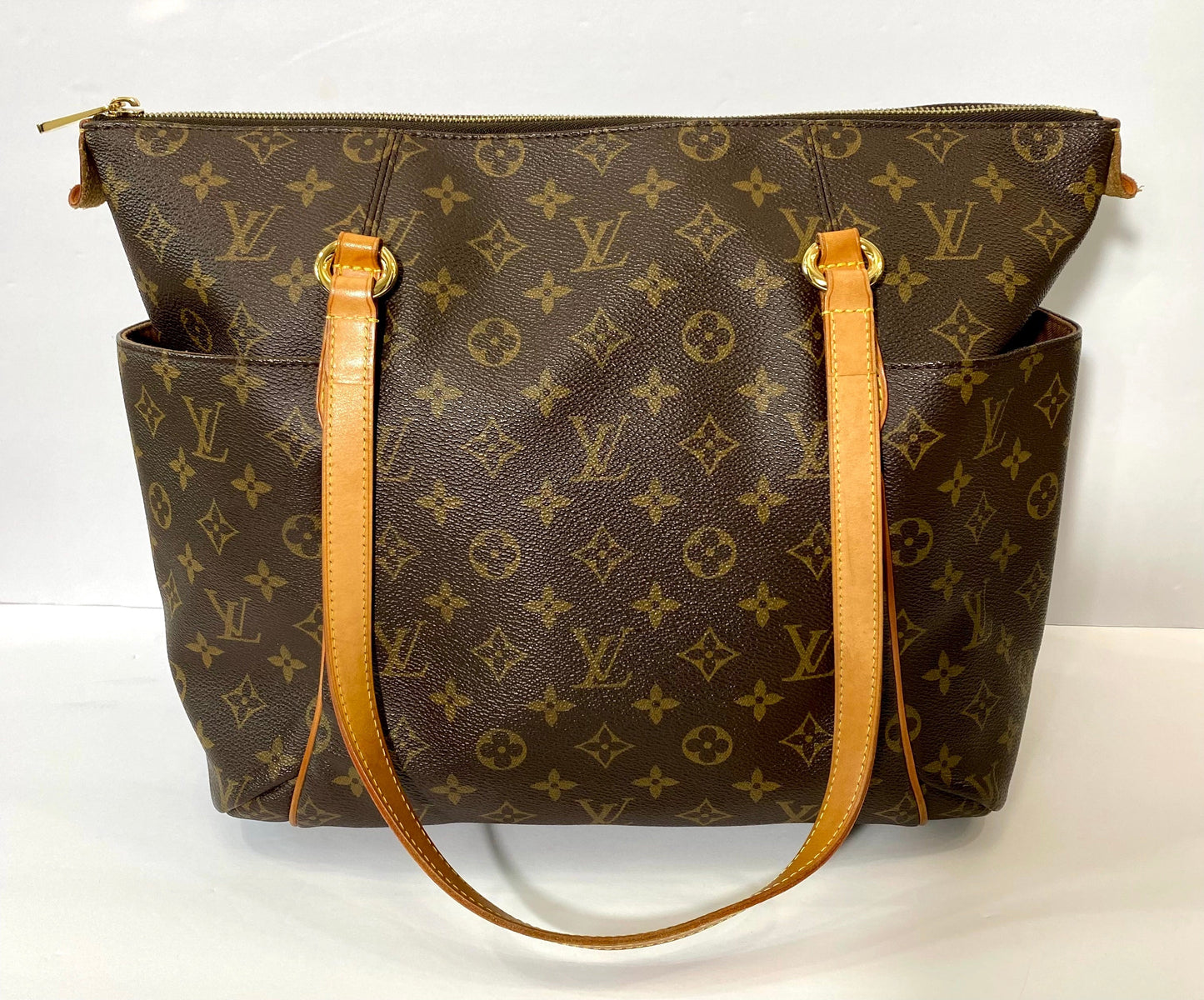 LOUIS VUITTON MONOGRAM TOTALLY MM TOTE BAG