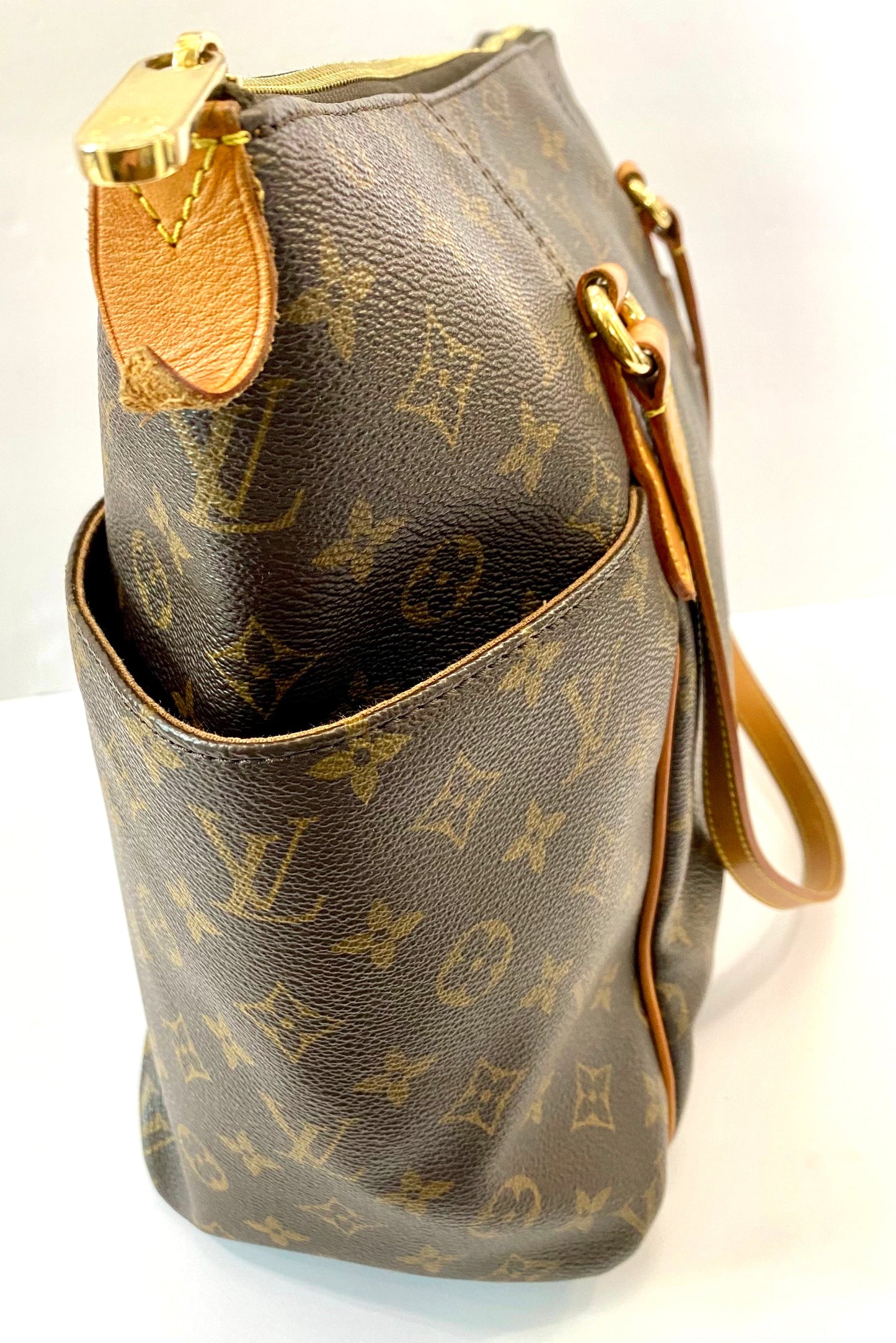 LOUIS VUITTON MONOGRAM TOTALLY MM TOTE BAG