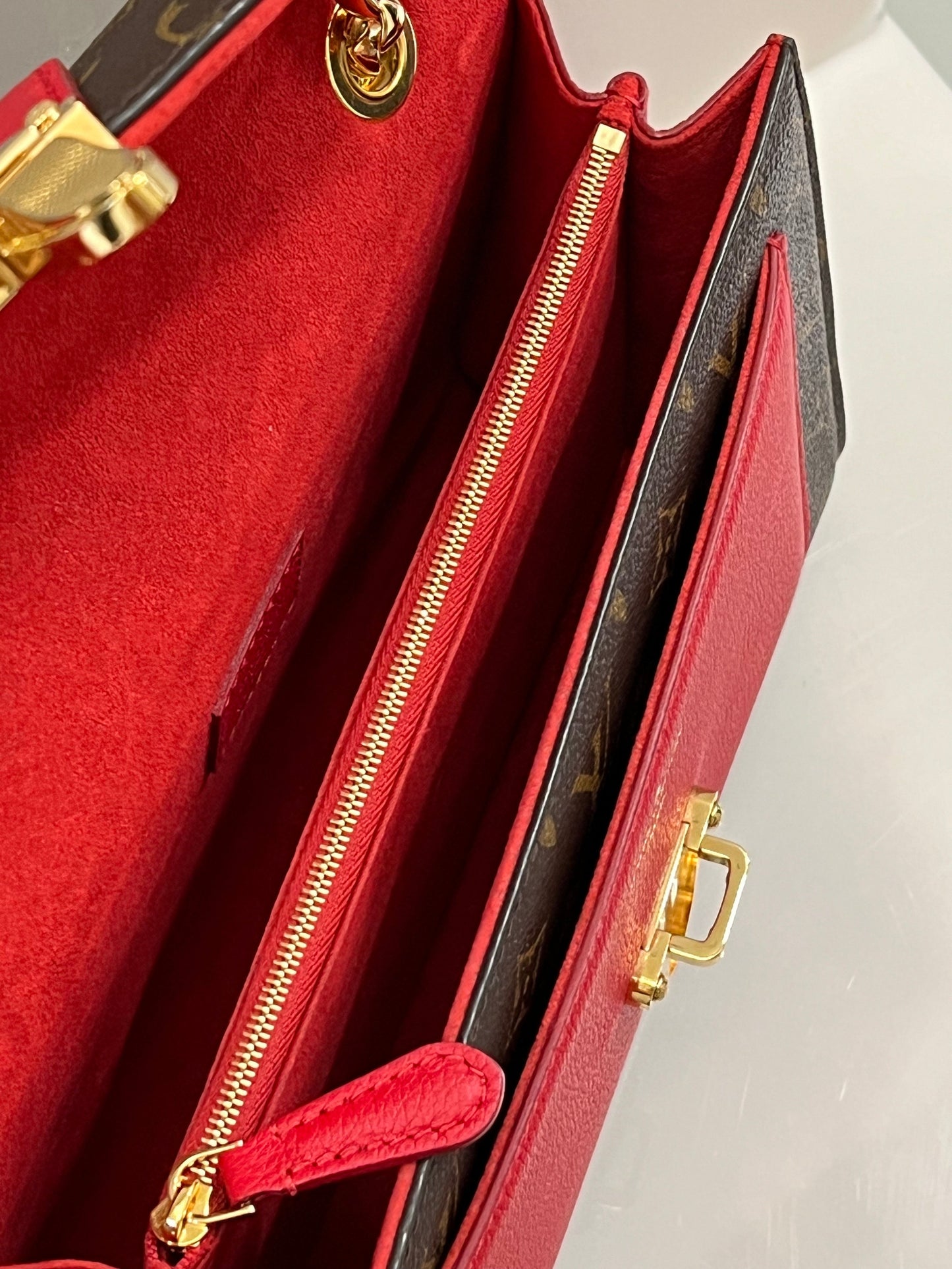 LOUIS VUITTON MONOGRAM VICTOIRE SHOULDER BAG CHERRY
