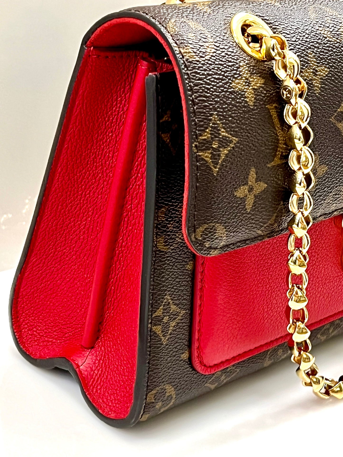 LOUIS VUITTON MONOGRAM VICTOIRE SHOULDER BAG CHERRY