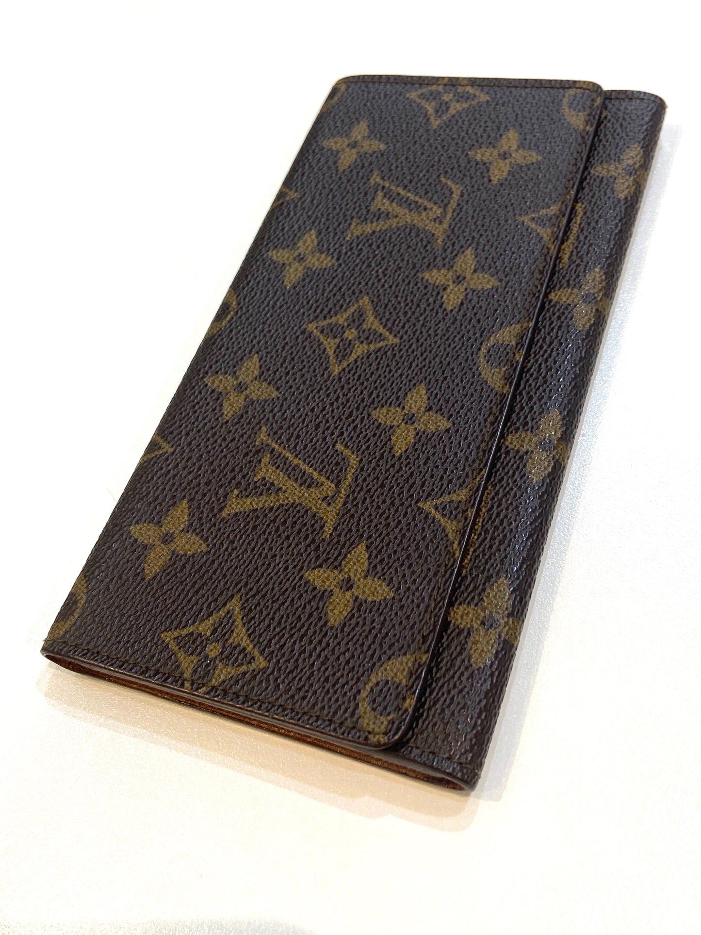 GLM-MONOGRAM  WALLET