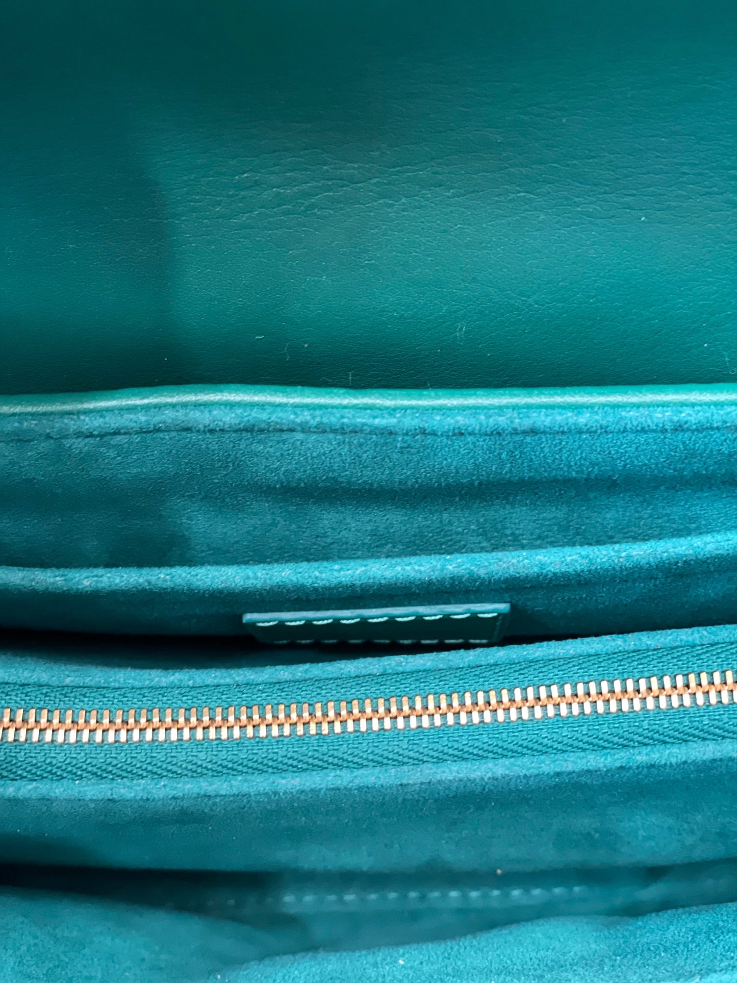 LOUIS VUITTON NEW WAVE CHAIN BAG MM IN EMERALD GREEN