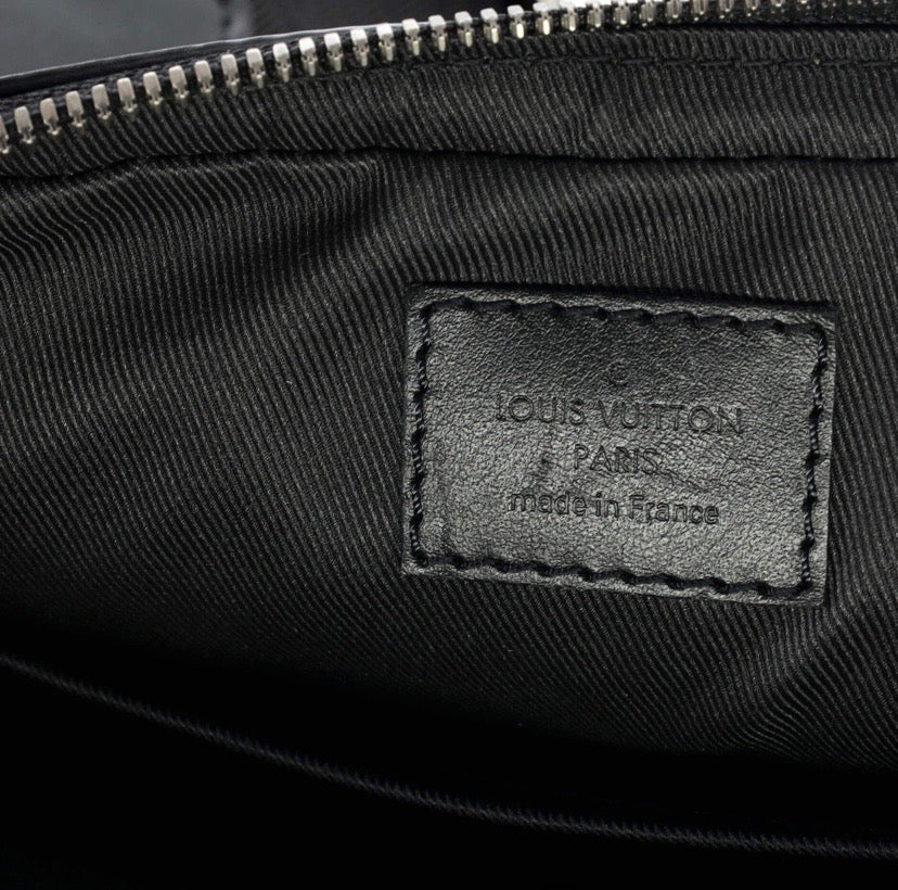 LOUIS VUITTON REVERSE MONOGRAM ECLIPSE TRIO MESSENGER BAG