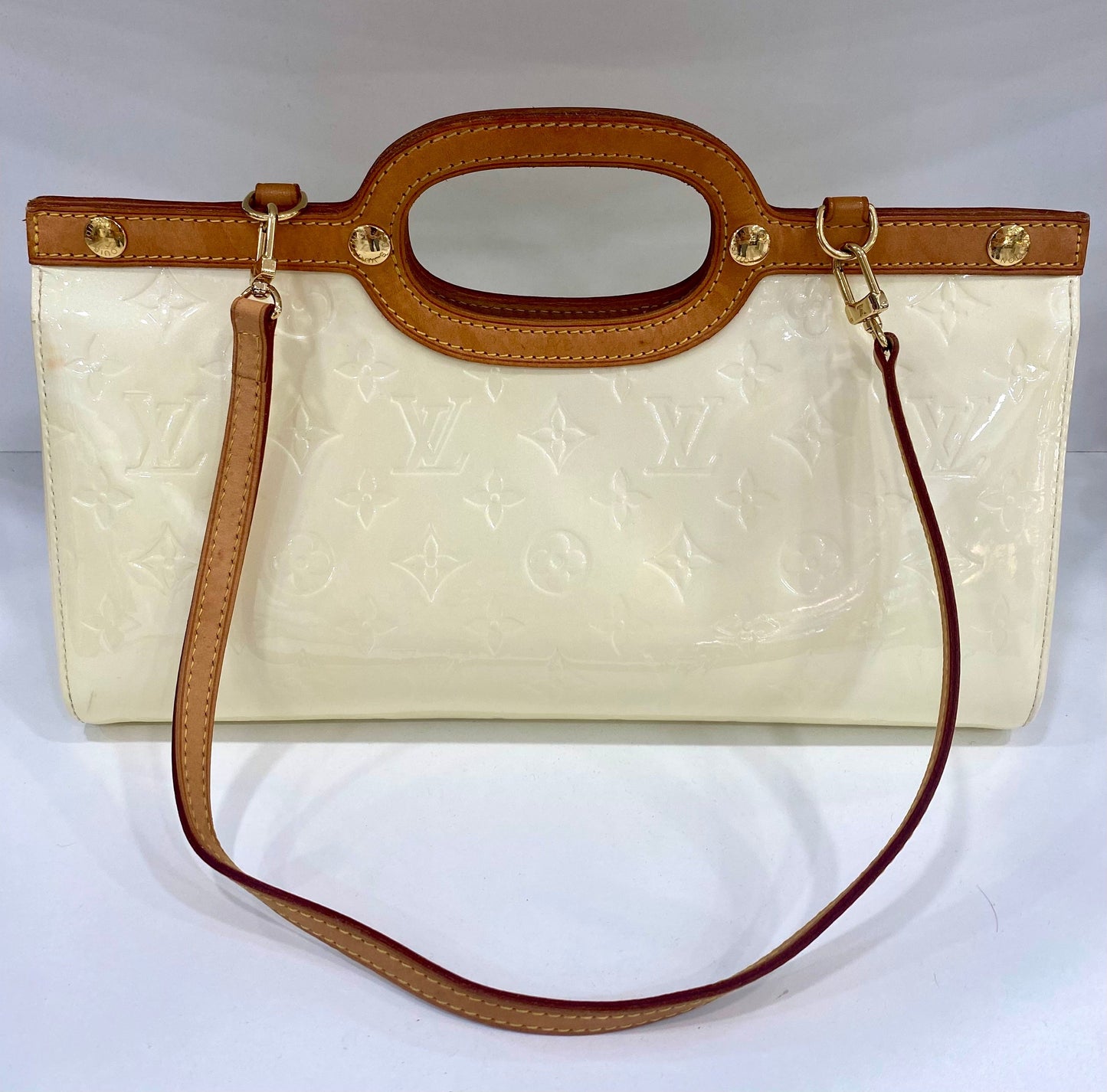 LOUIS VUITTON VERNIS ROXBURY DRIVE BAG