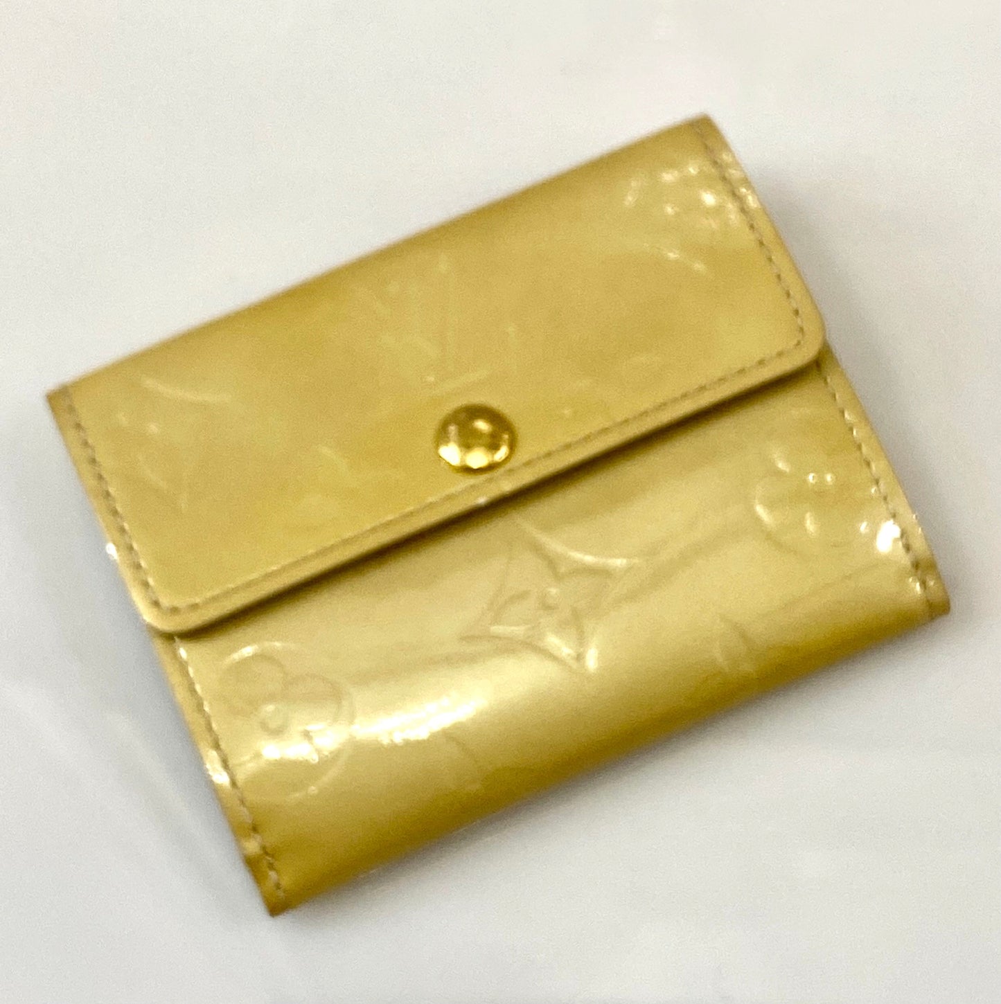 LOUIS VUITTON LUDLOW MONOGRAM EMBOSSED VENIS WALLET