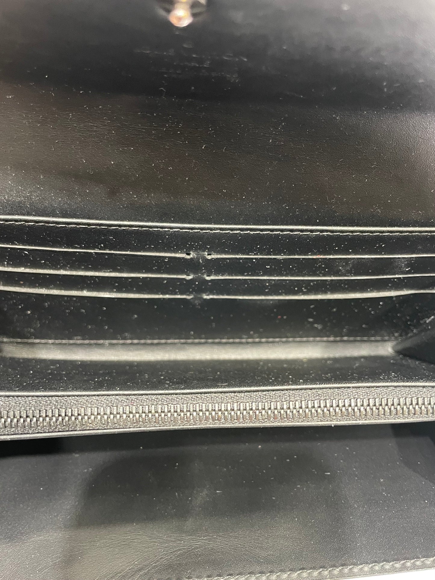 LOUIS VUITTON MONOGRAM VERNIS LEATHER SARAH WALLET