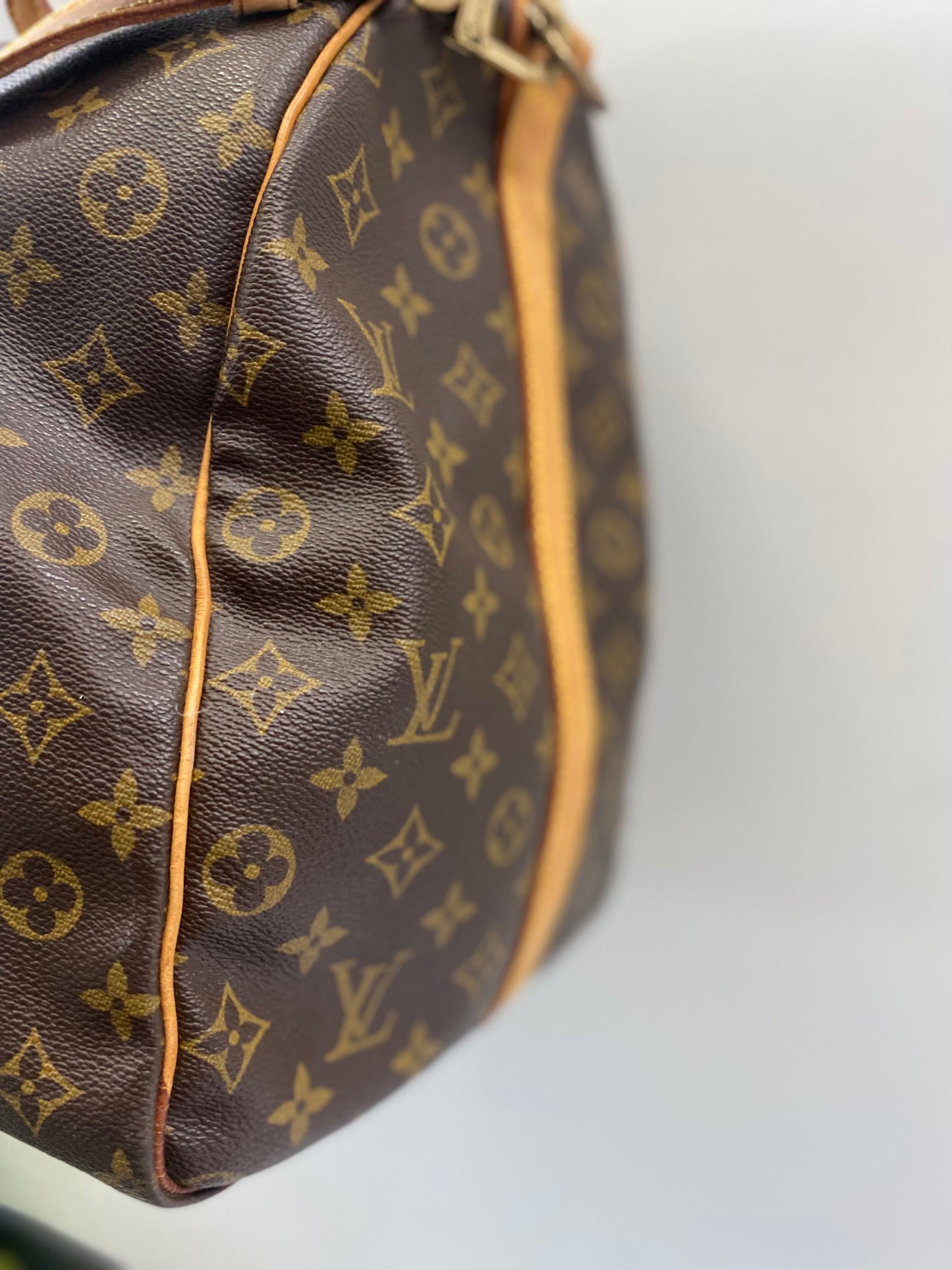 LOUIS VUITTON VINTAGE MONOGRAM KEEPALL 60 DUFFLE BAG