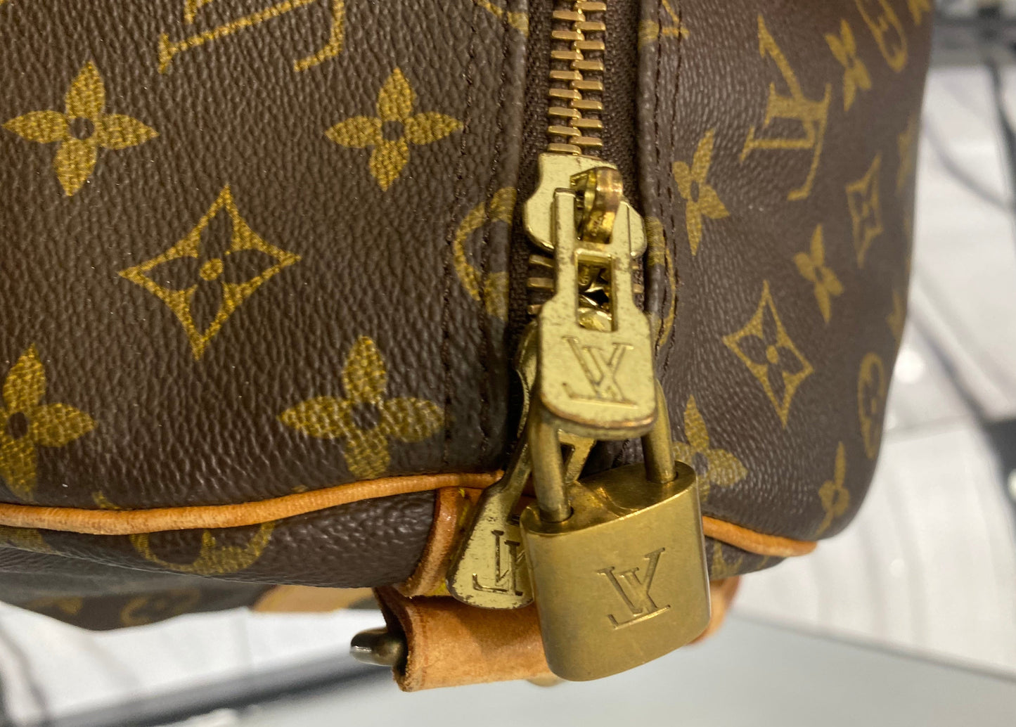 LOUIS VUITTON VINTAGE MONOGRAM KEEPALL 60 DUFFLE BAG