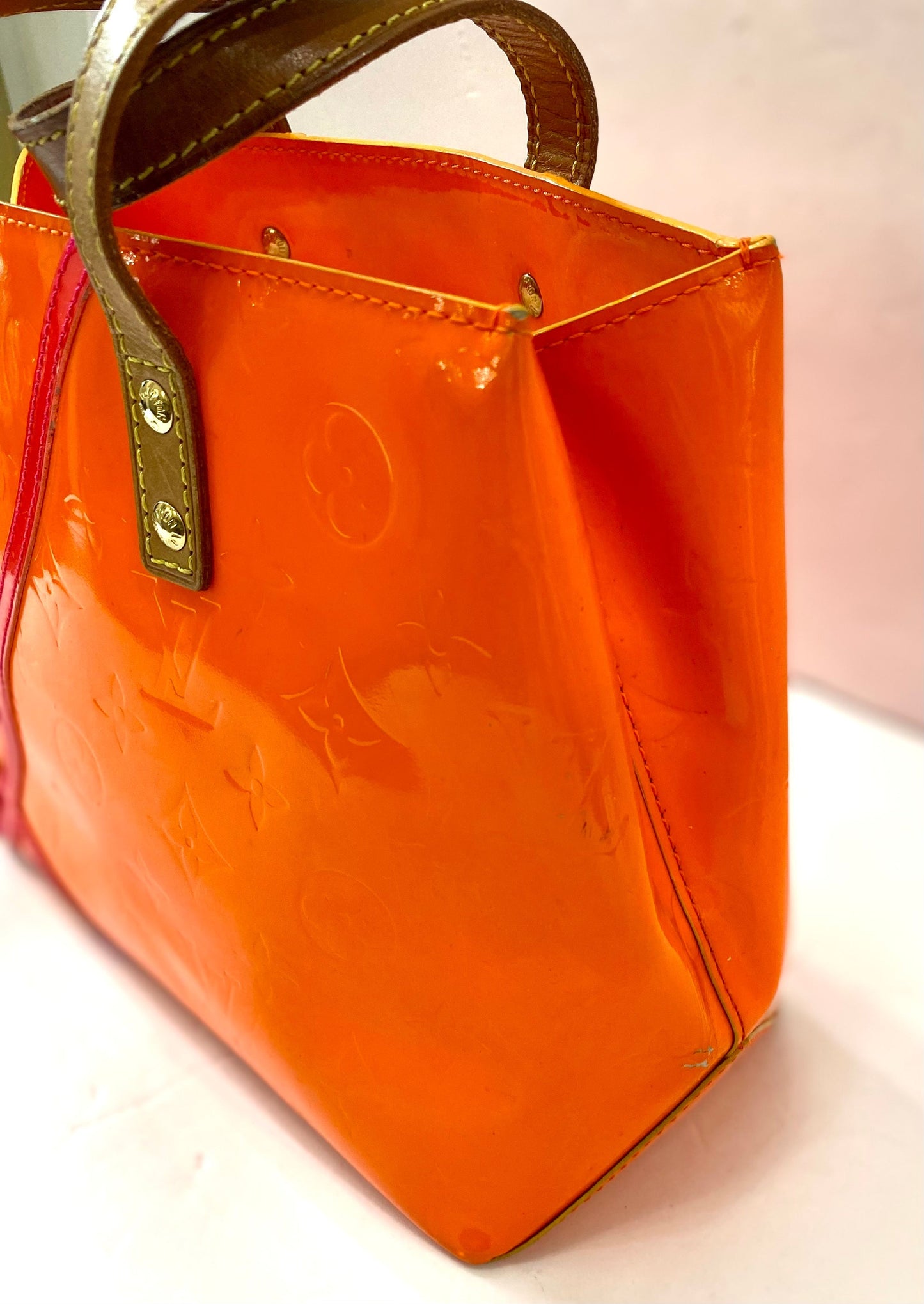 LOUIS VUITTON X ROBERT WILSON FLOU MONOGRAM VERNIS READE PM TOTE