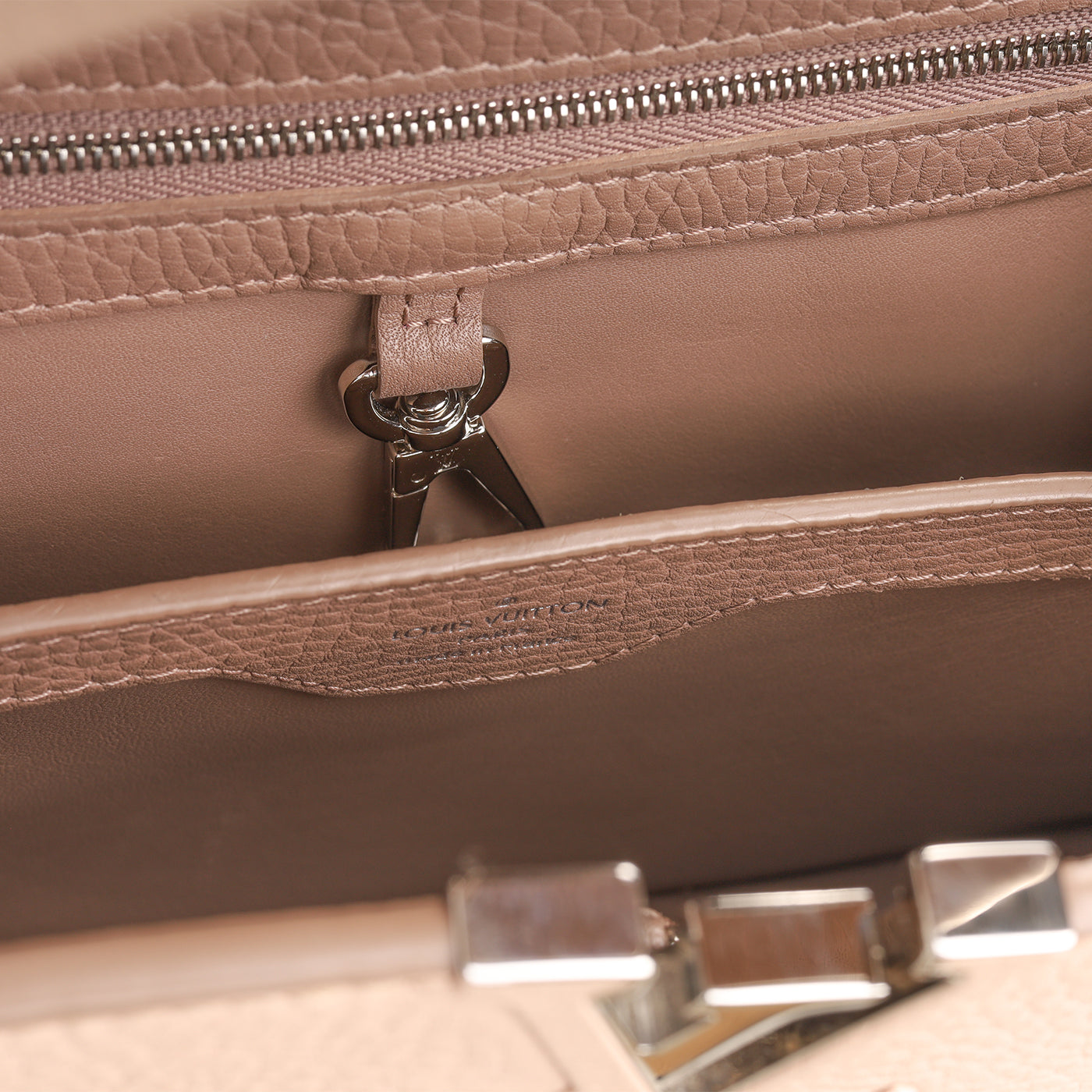 Louis Vuitton Capucines BB - Pink