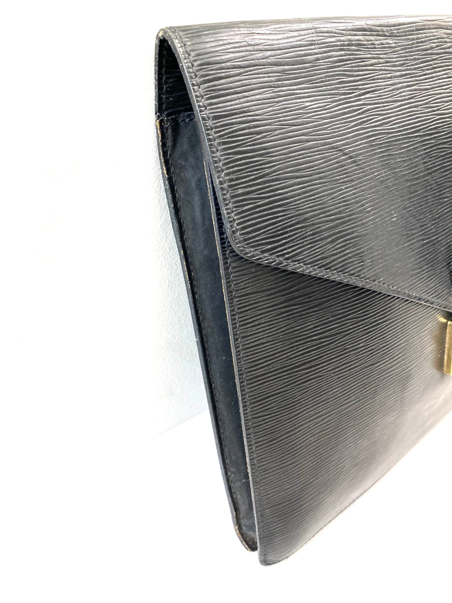 LOUIS VUITTON EPI LEATHER PORTE DOCUMENT BAG