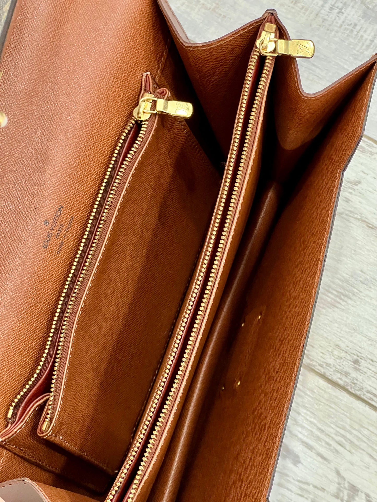LOUIS VUITTON MONOGRAM CONCORDE HANDBAG