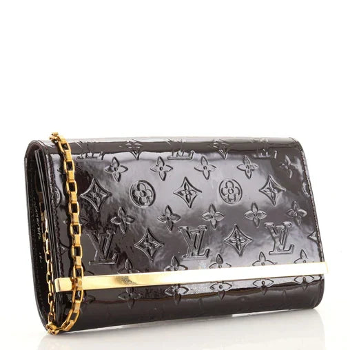 Louis Vuitton Amarante Monogram Vernis Rossmore MM Clutch
