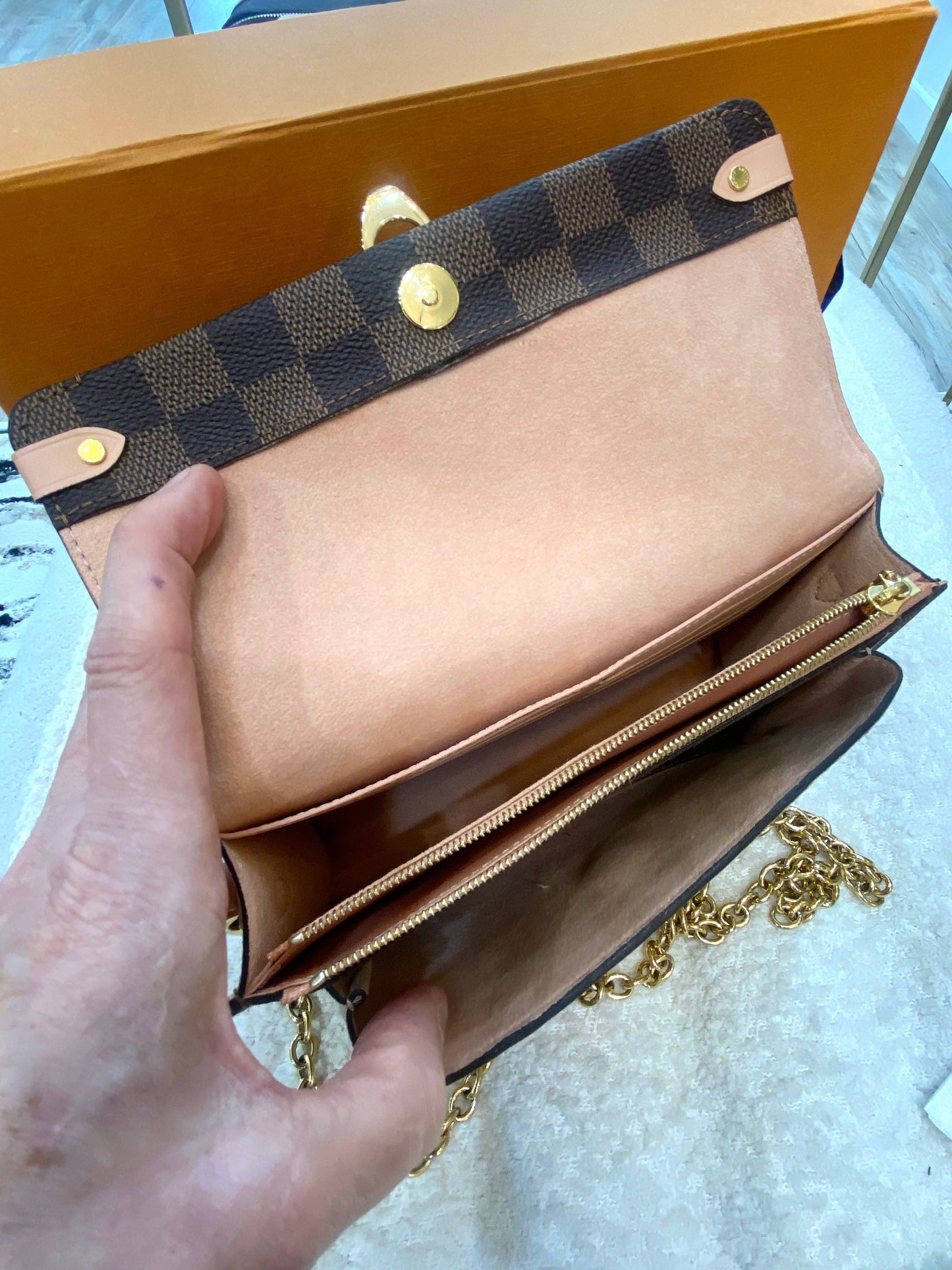 LOUIS VUITTON DAMIER EBENE VAVIN CHAIN WALLET ON CHAIN CREAM