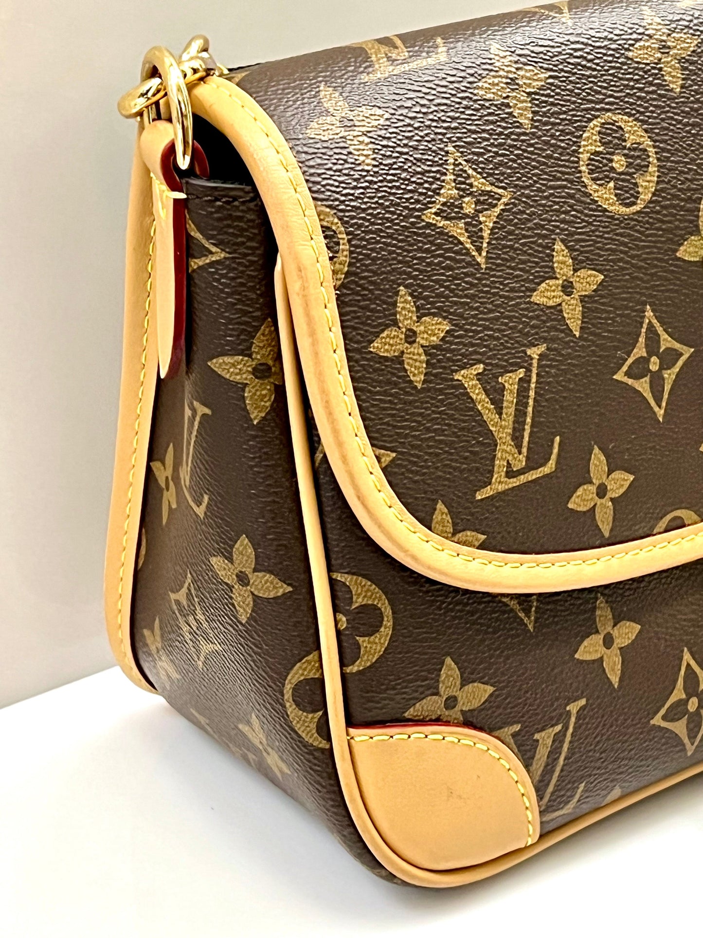 LOUIS VUITTON MONOGRAM DIANE SATCHEL