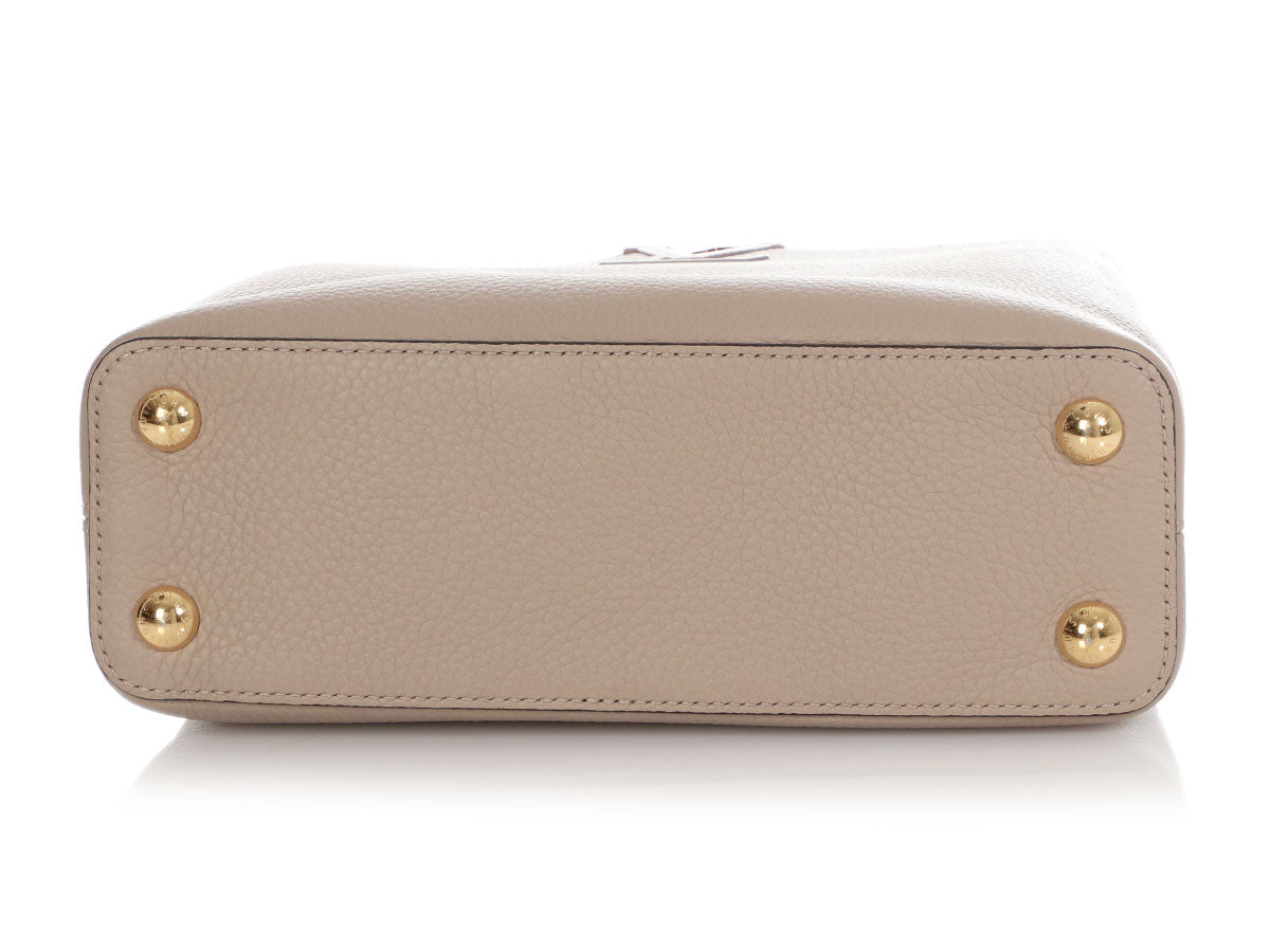 Louis Vuitton Galet Capucines BB
