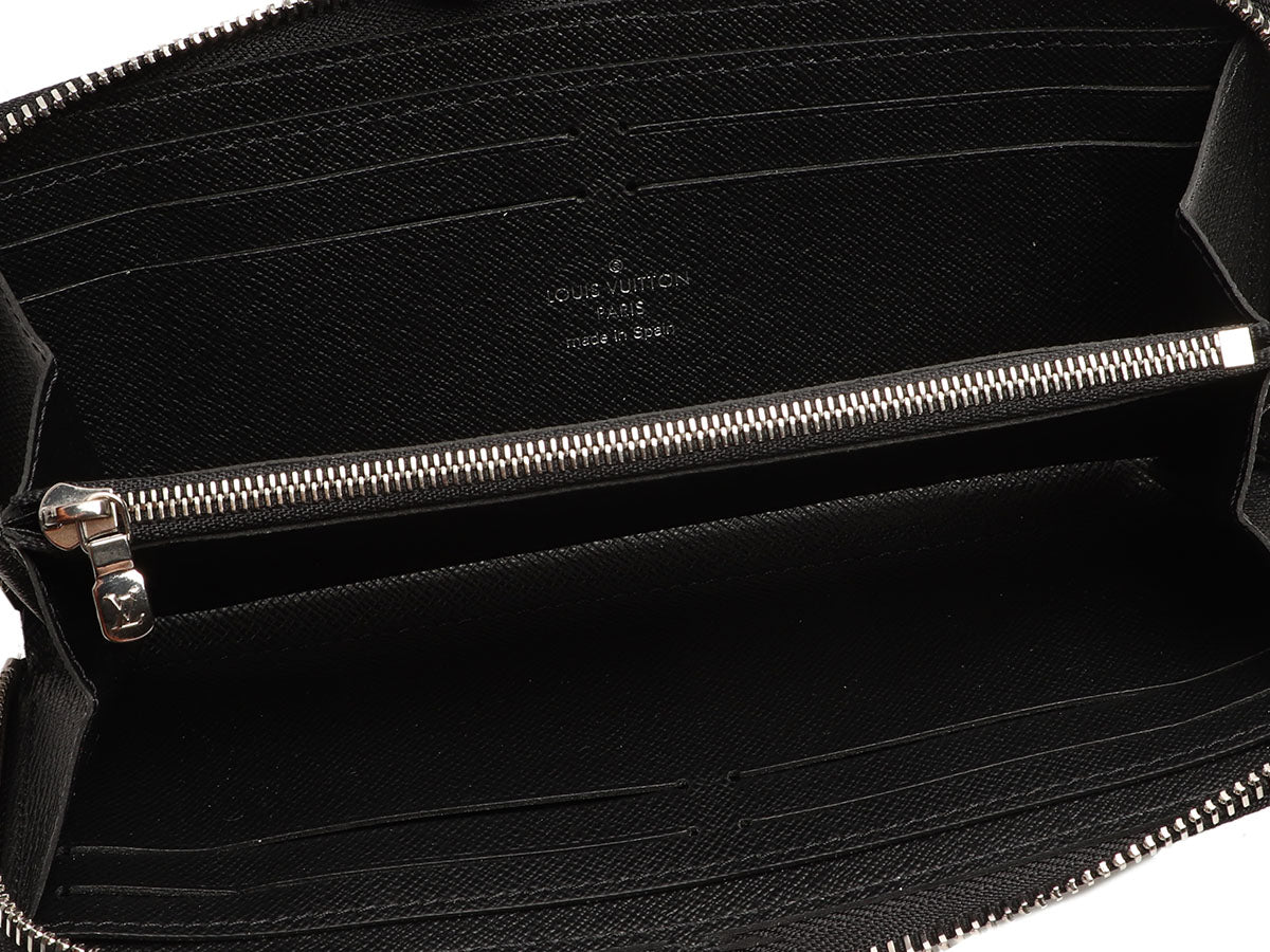 Louis Vuitton Black Epi ClÃ©mence Wallet