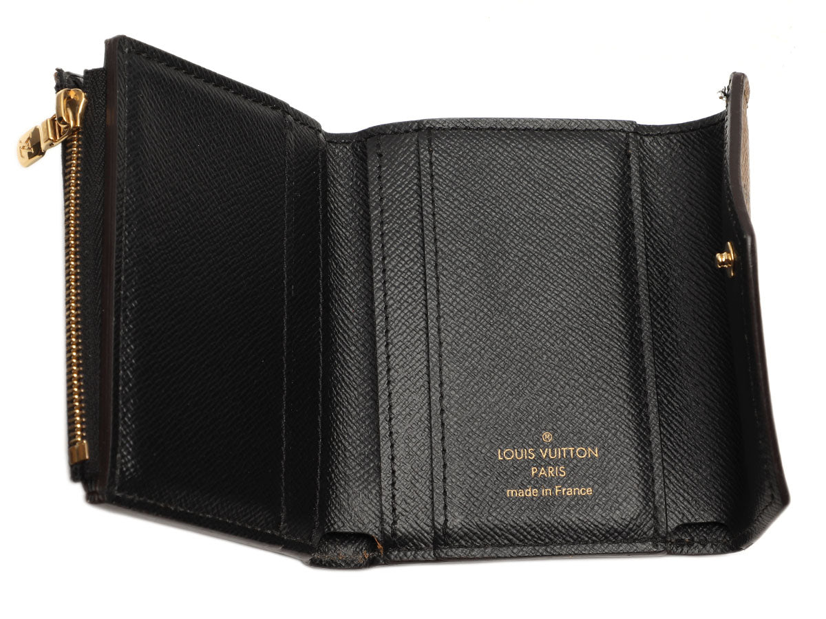 Louis Vuitton Giant Reverse Monogram Zoe Wallet