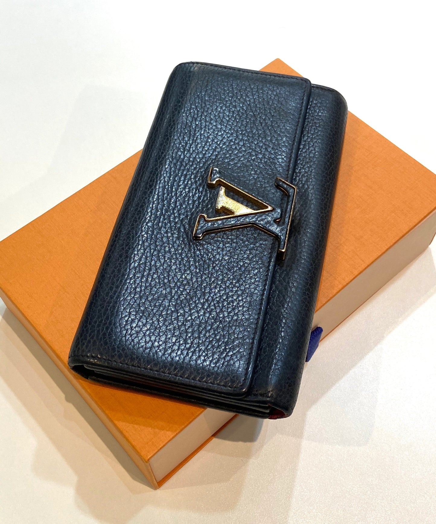 GLM-TAURILLON CAPUCINES WALLET