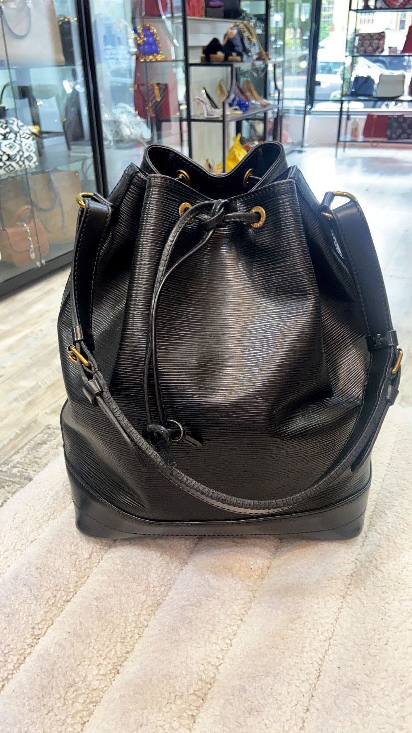LOUIS VUITTON EPI LEATHER NOÉ NOÉ DRAWSTRING BAG