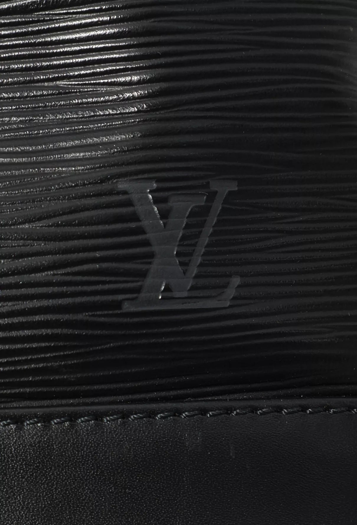 LOUIS VUITTON EPI LEATHER NOÉ NOÉ DRAWSTRING BAG
