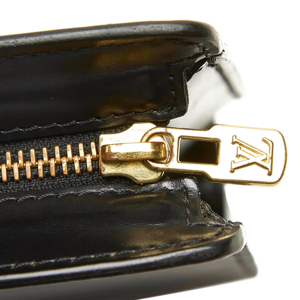 LOUIS VUITTON EPI LEATHER POCHETTE CLUTCH