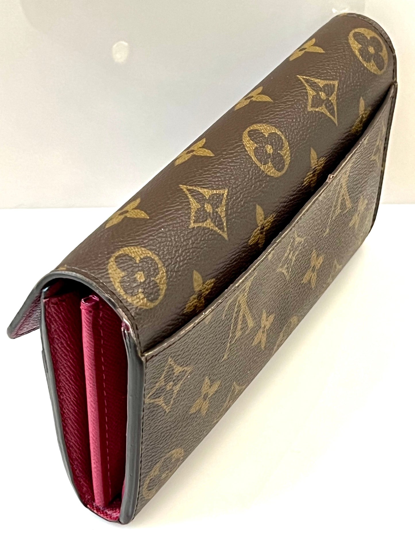 LOUIS VUITTON MONOGRAM SARAH WALLET FUCHSIA