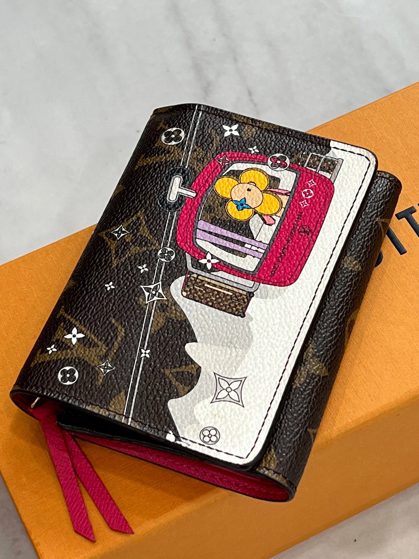 GLM-LIMITED EDITION XMAS 2019 VIVIENNE VICTORINE WALLET