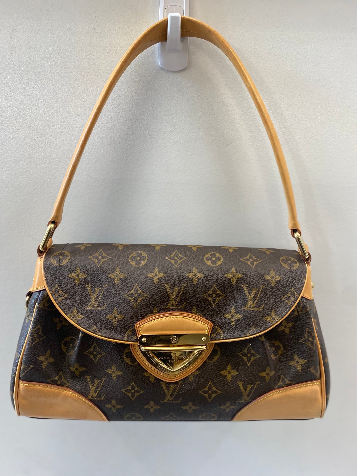 LOUIS VUITTON MONOGRAM BEVERLY MM SATCHEL