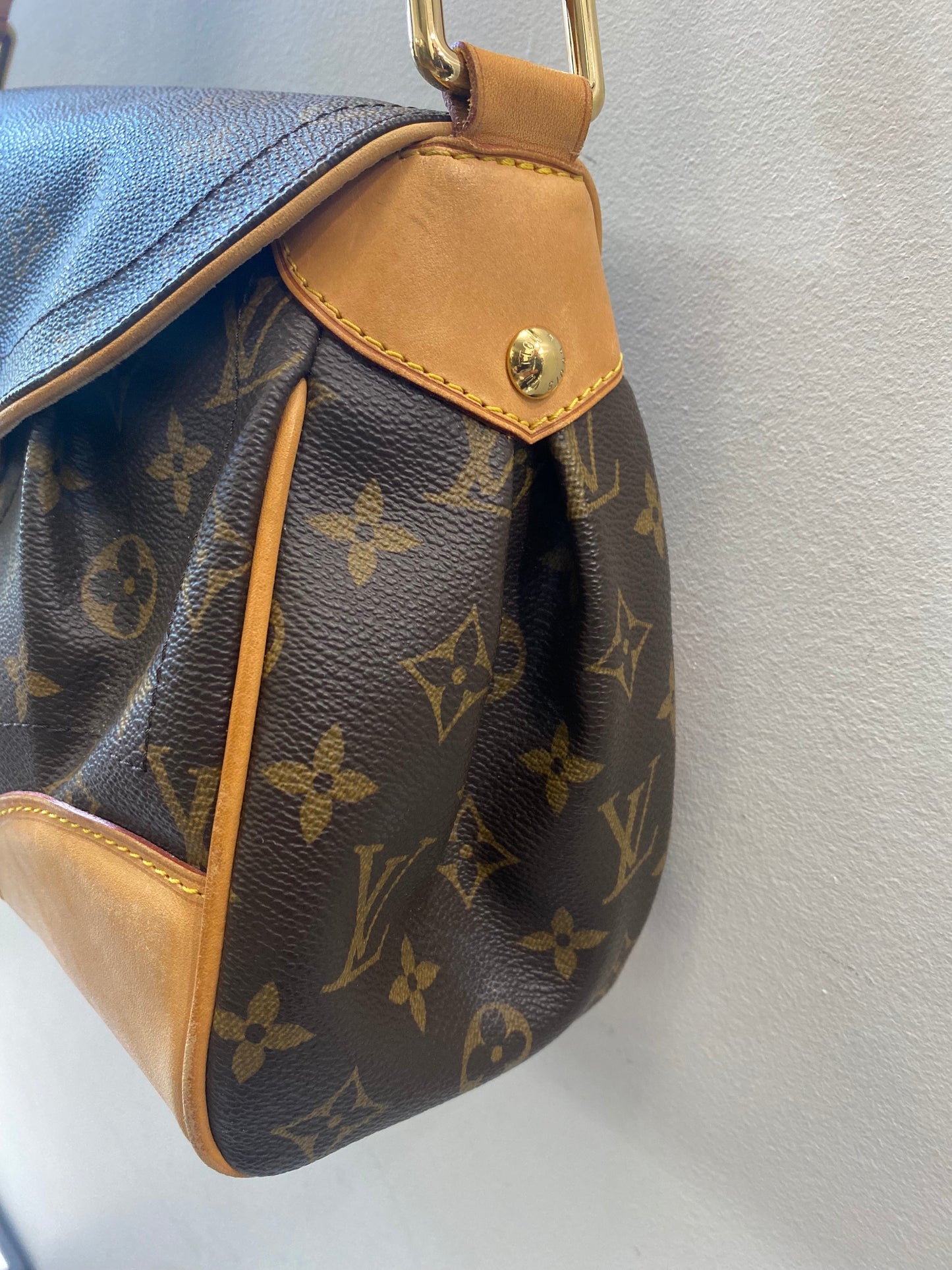 LOUIS VUITTON MONOGRAM BEVERLY MM SATCHEL