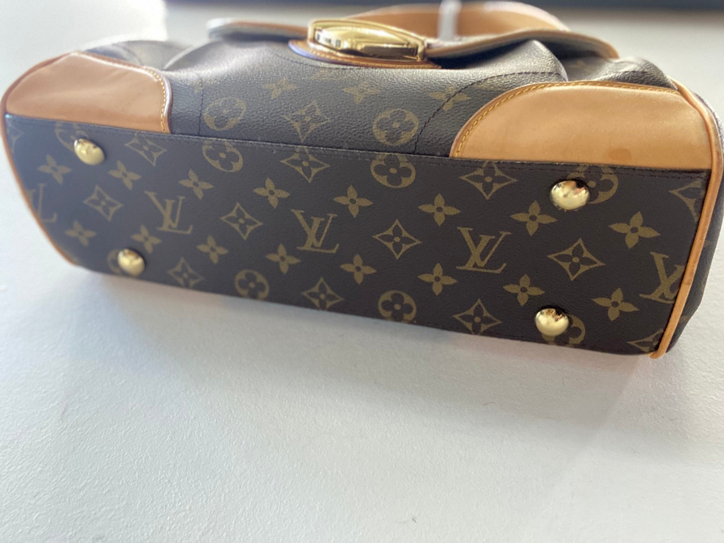 LOUIS VUITTON MONOGRAM BEVERLY MM SATCHEL