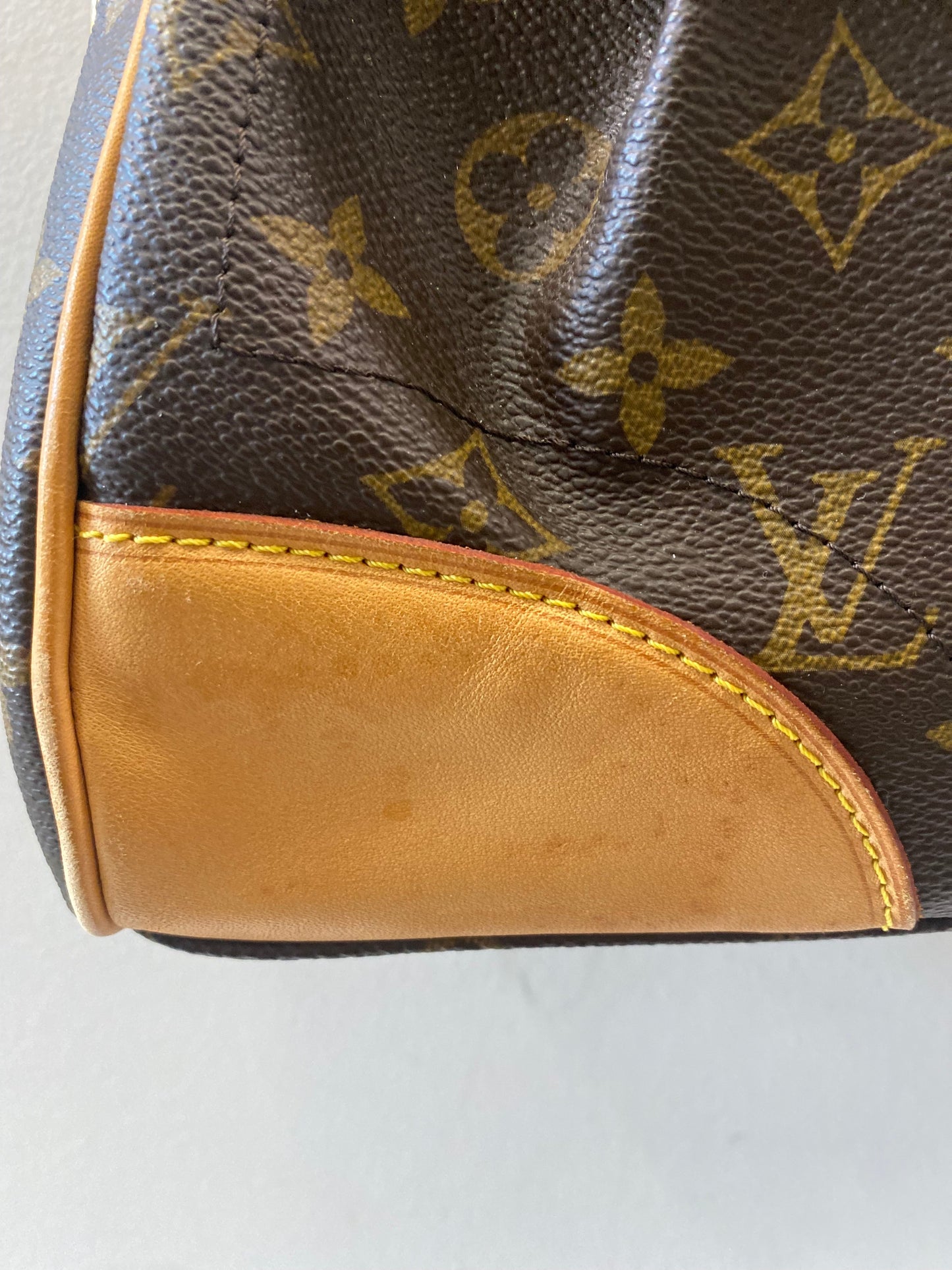 LOUIS VUITTON MONOGRAM BEVERLY MM SATCHEL