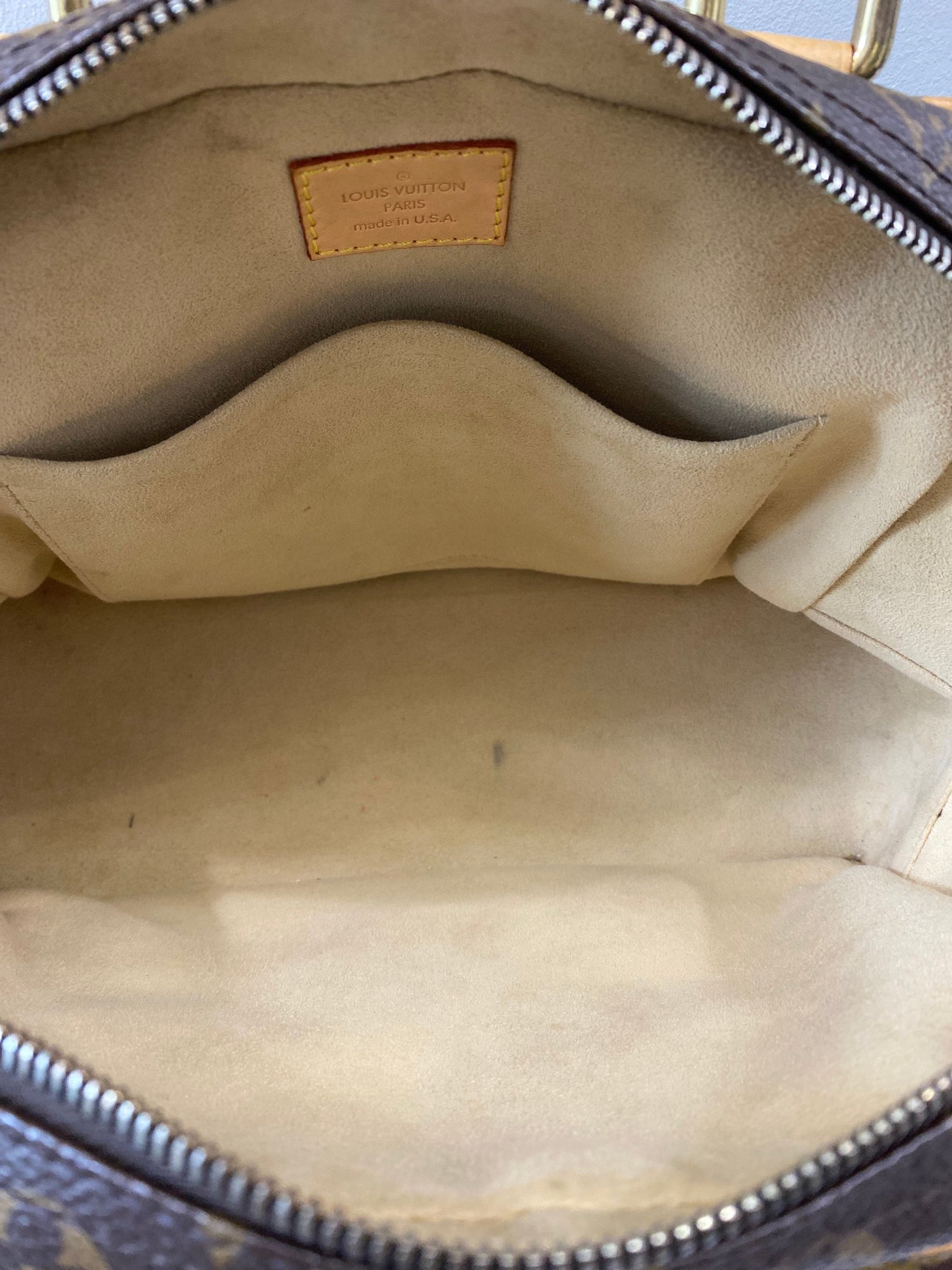 LOUIS VUITTON MONOGRAM MANHATTAN PM HANDBAG