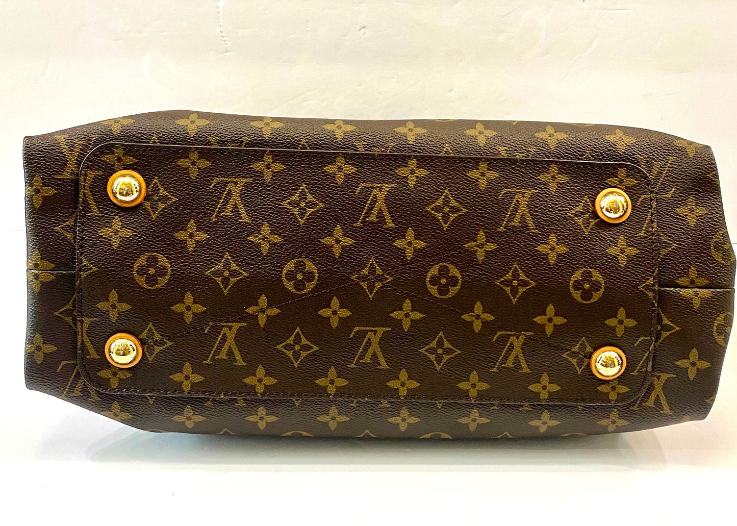 LOUIS VUITTON MONOGRAM OLYMPE SHOULDER BAG