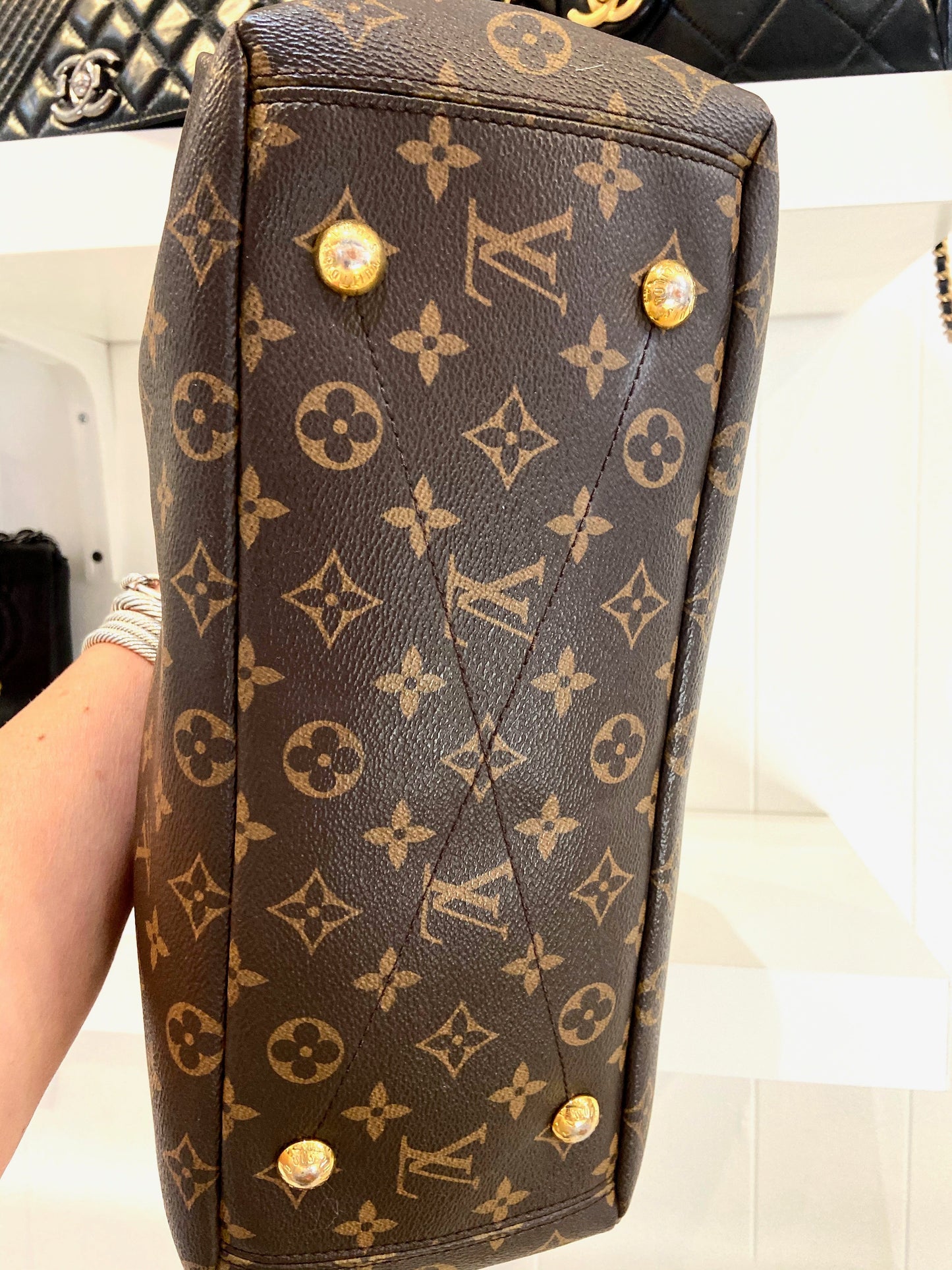 LOUIS VUITTON MONOGRAM PALLAS TOTE BAG