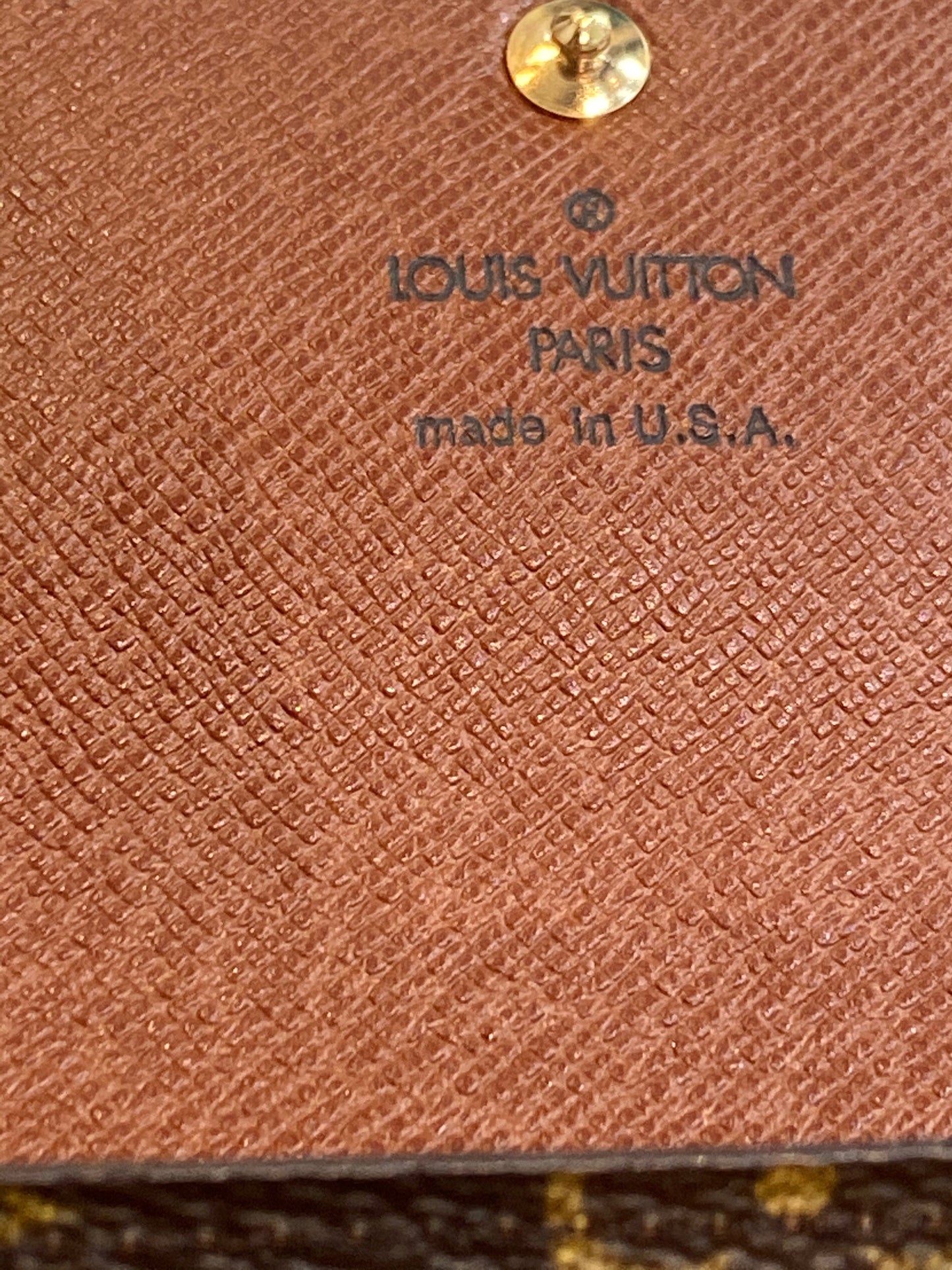 GLM-MONOGRAM PORTEFEUILLE SARAH WALLET