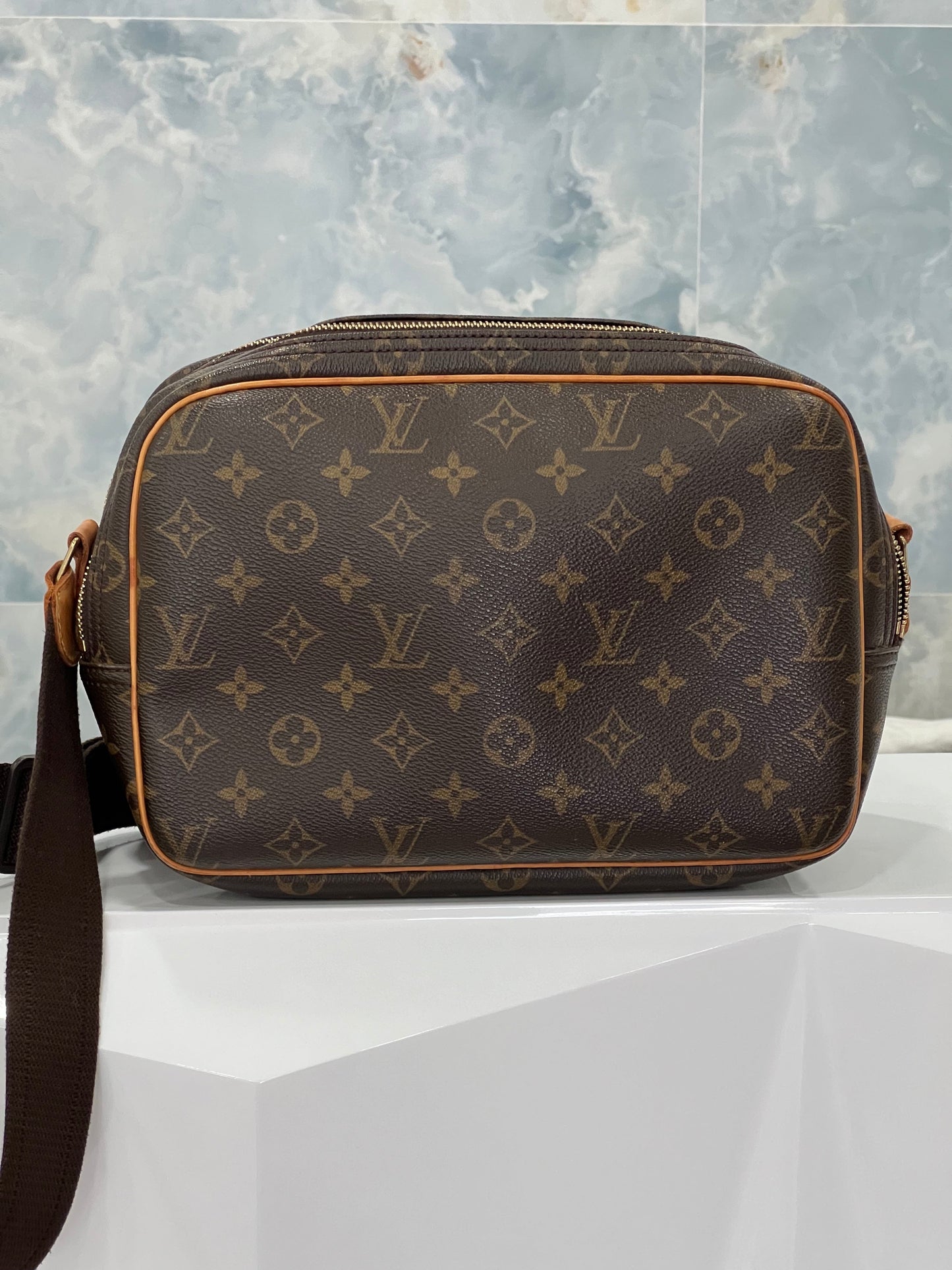 LOUIS VUITTON MONOGRAM CANVAS REPORTER PM BAG