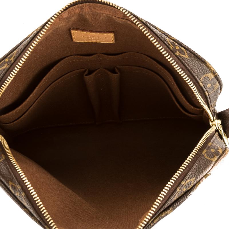 Louis Vuitton Monogram Canvas Trotteur Beaubourg Bag