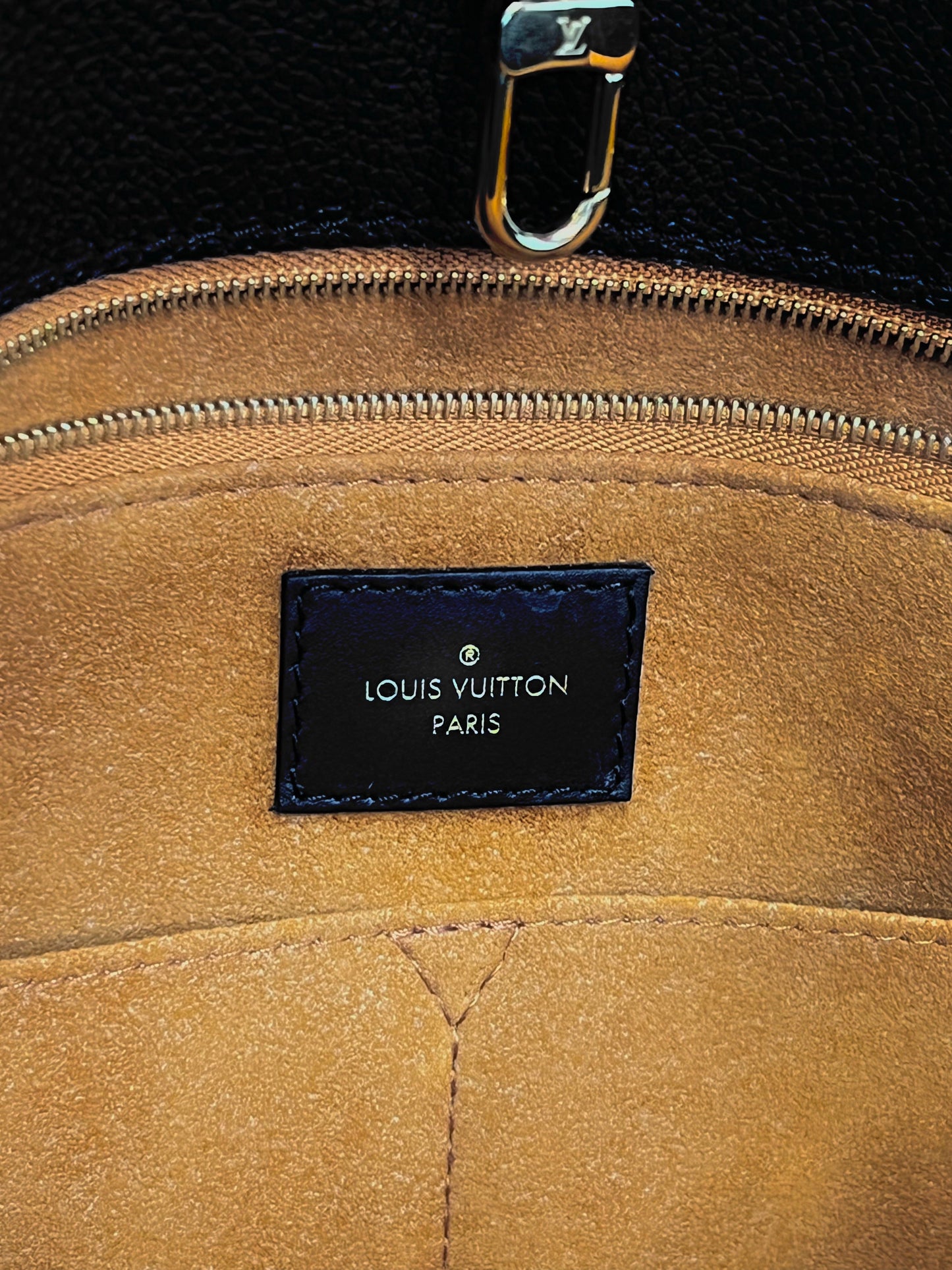 LOUIS VUITTON GIANT MONOGRAM EMPREINTE LEATHER ONTHEGO TOTE BAG