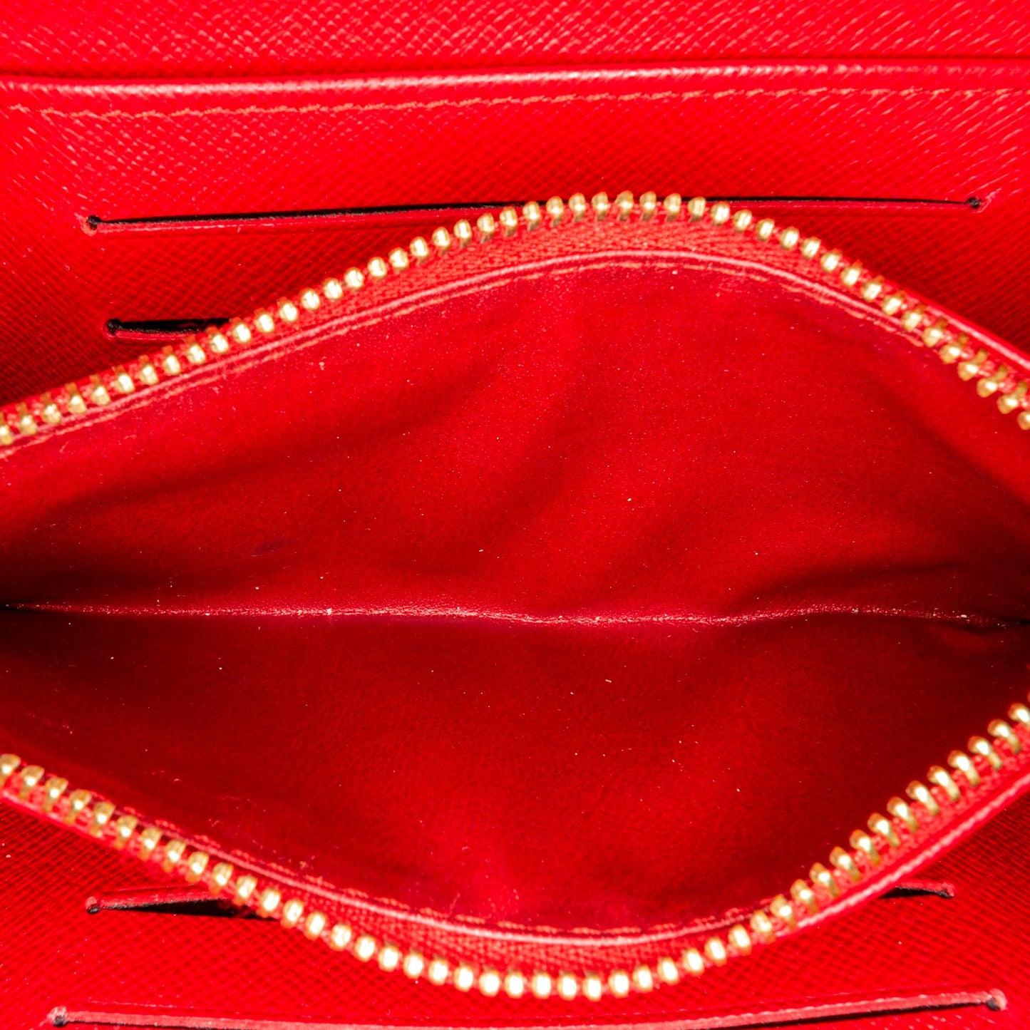 Louis Vuitton x Takashi Murakami Monogram Cerises Zippy (SHG-XVFROn)