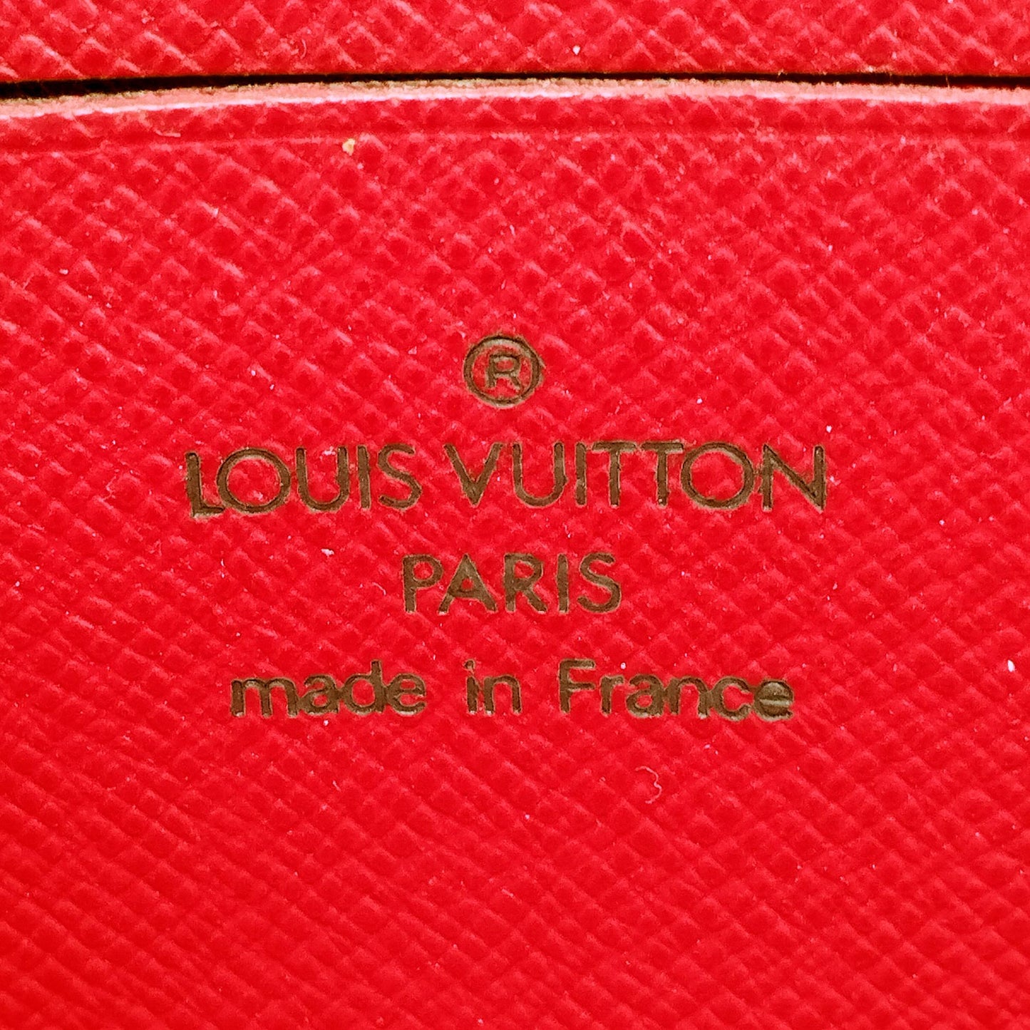 Louis Vuitton x Takashi Murakami Monogram Cerises Zippy (SHG-XVFROn)