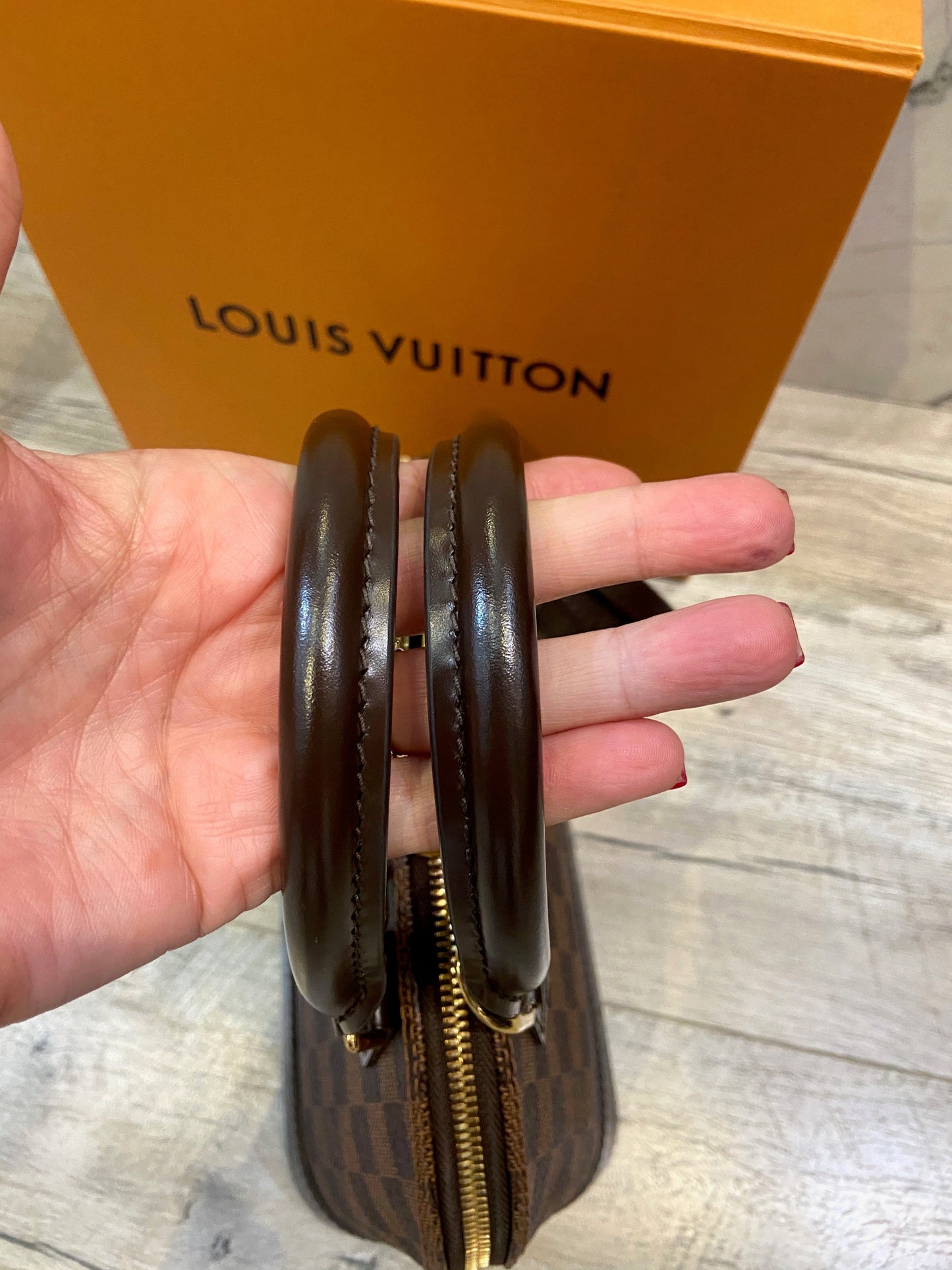 LOUIS VUITTON DAMIER EBENE ALMA BB BAG