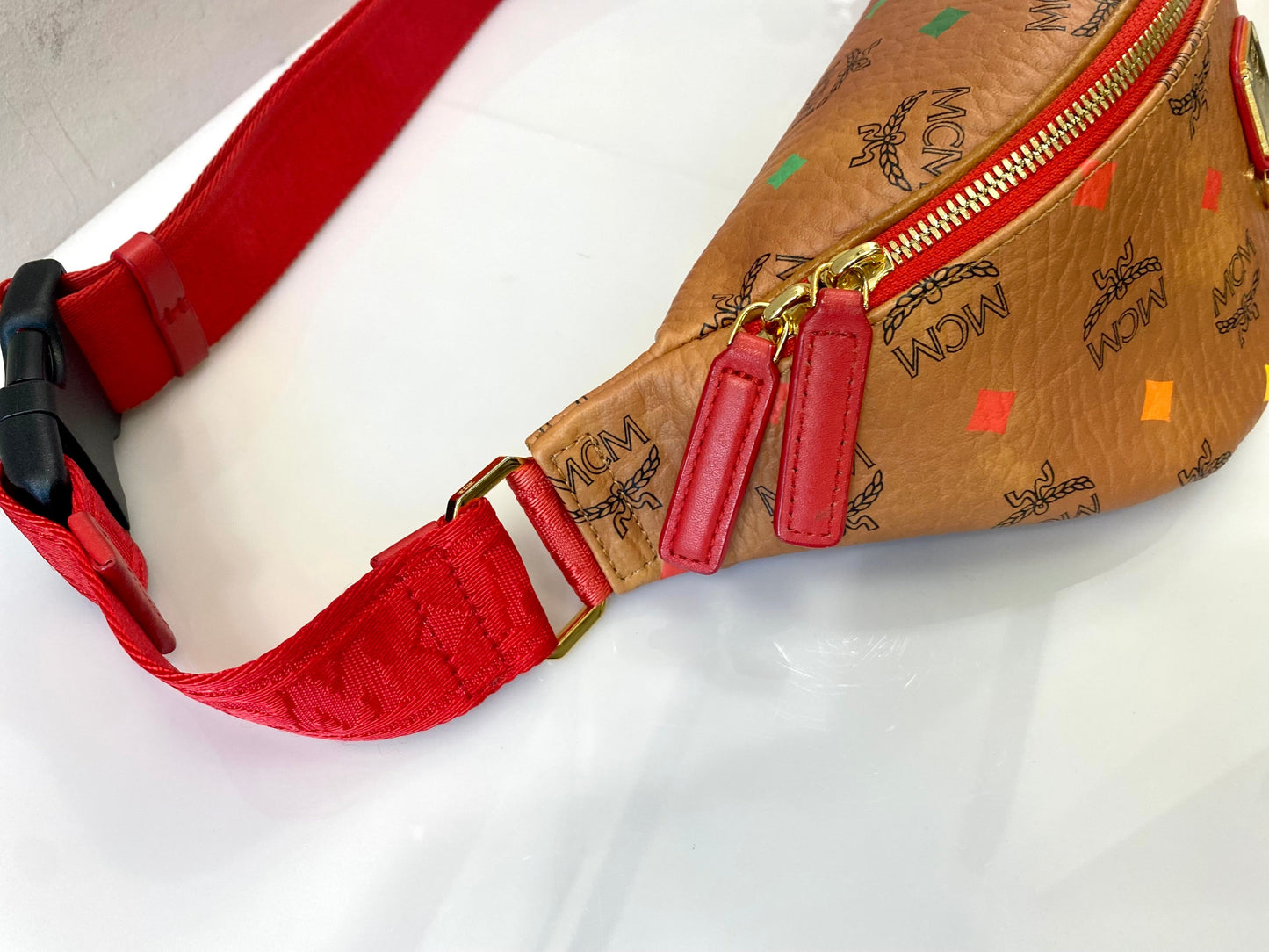 MCM COGNAC SPECTRUM STARK SKYOPTIC VISETOS BELT BAG