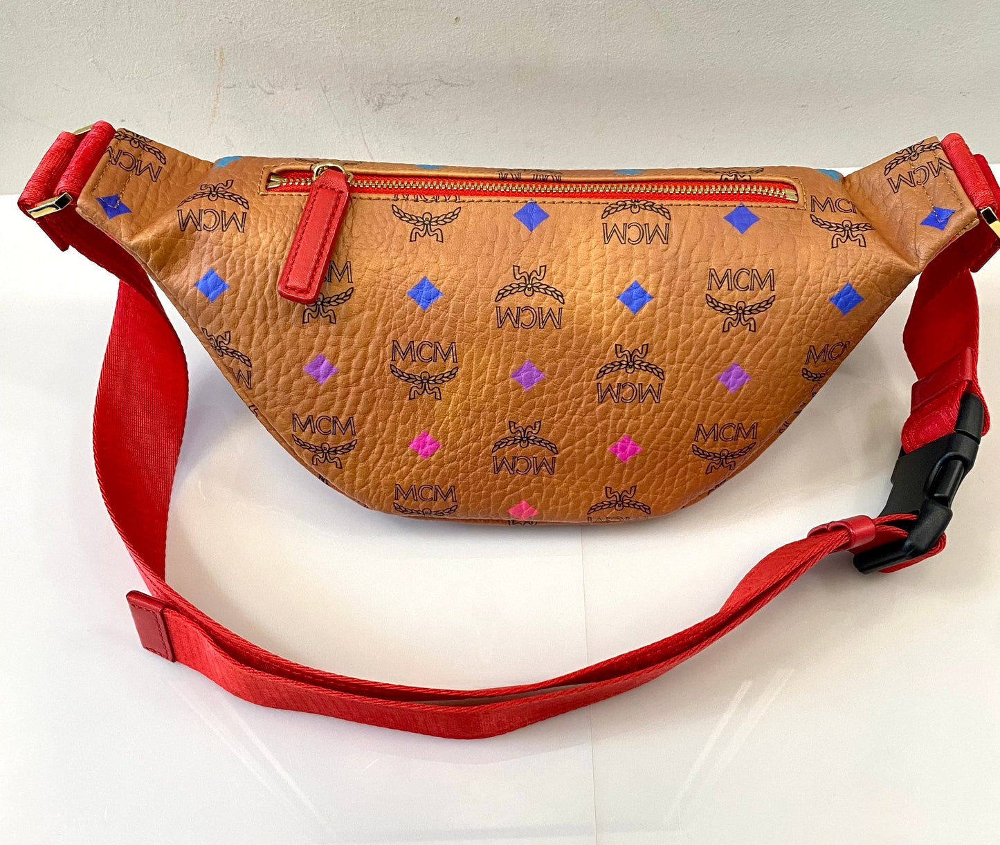 MCM COGNAC SPECTRUM STARK SKYOPTIC VISETOS BELT BAG