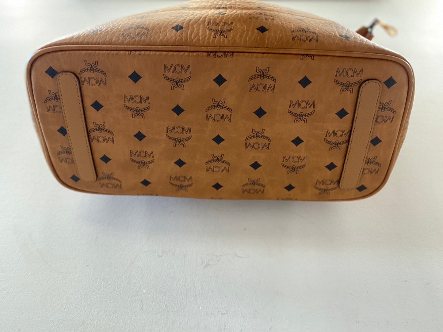 MCM MEDIUM LIZ VISETOS TOTE BAG