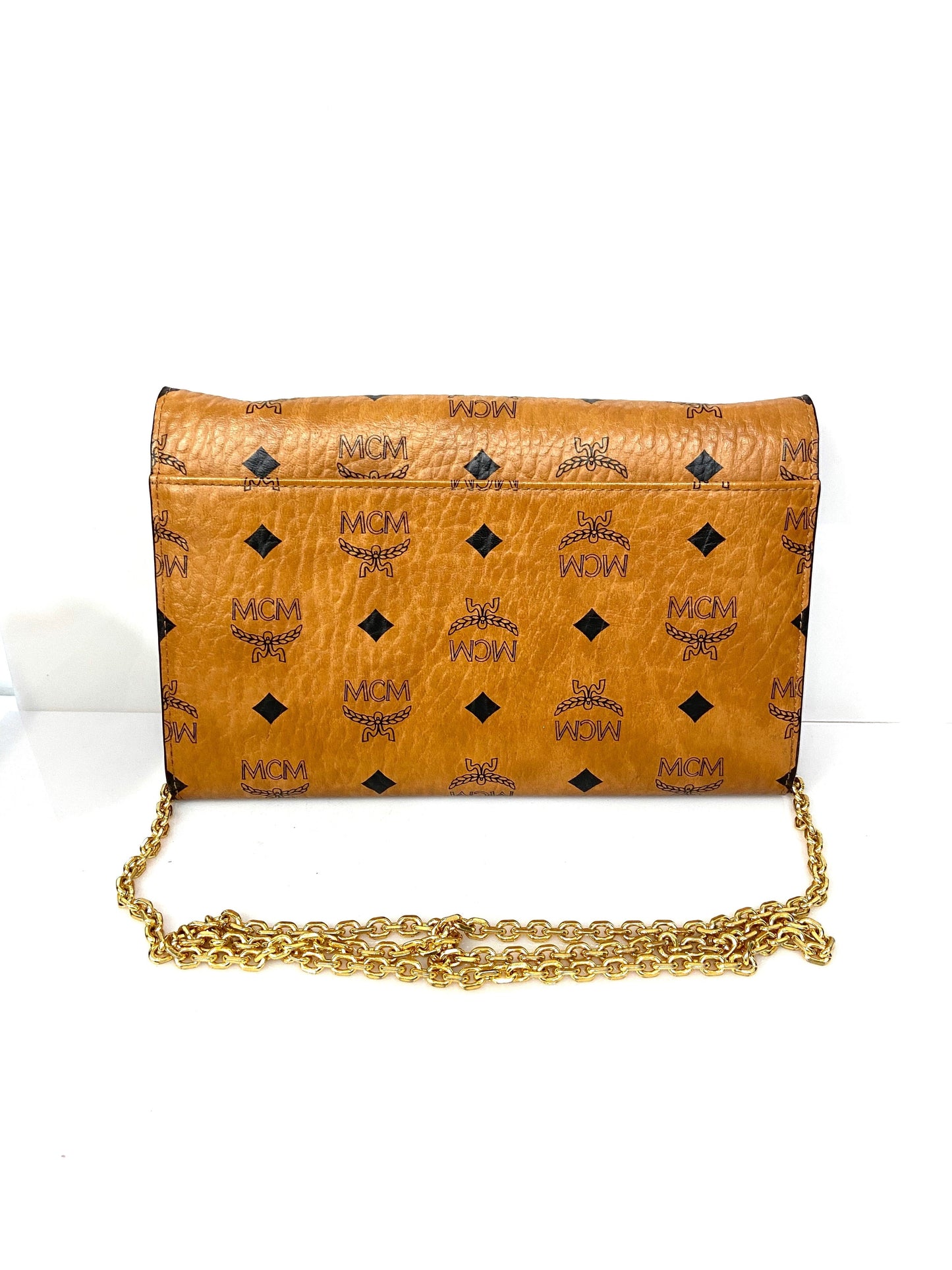MCM VISETOS PATRICIA WALLET ON A CHAIN