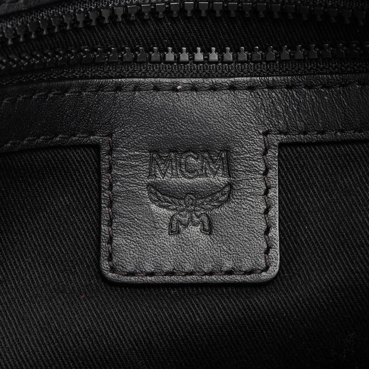 MCM VISETOS KLASSIK MINI CROSSBODY BAG