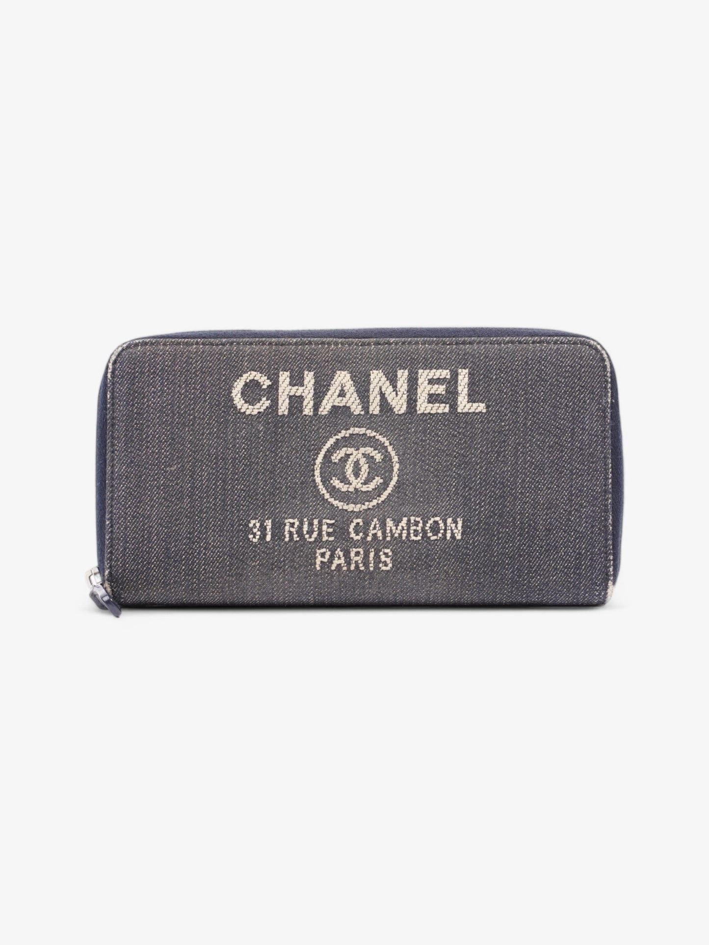 Chanel Chanel Zip Purse Navy / White Denim