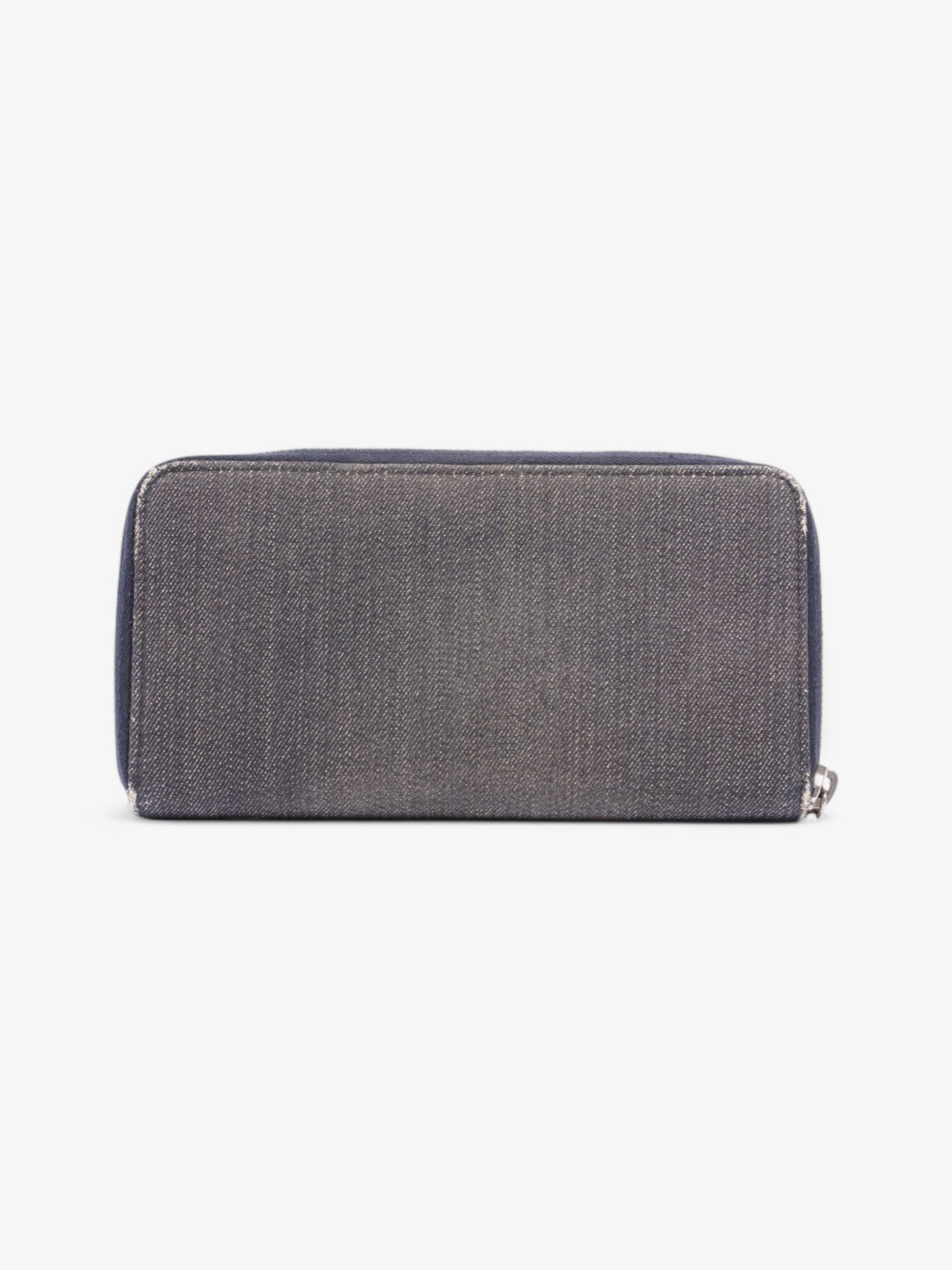 Chanel Chanel Zip Purse Navy / White Denim