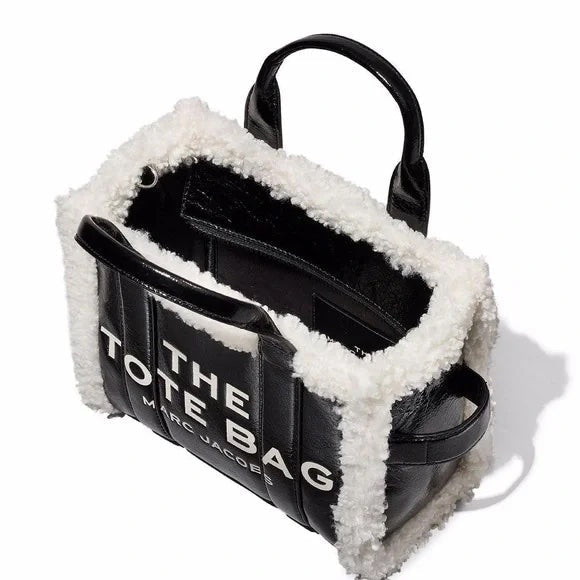 MARC JACOBS THE CRINKLE MEDIUM LEATHER TOTE BAG